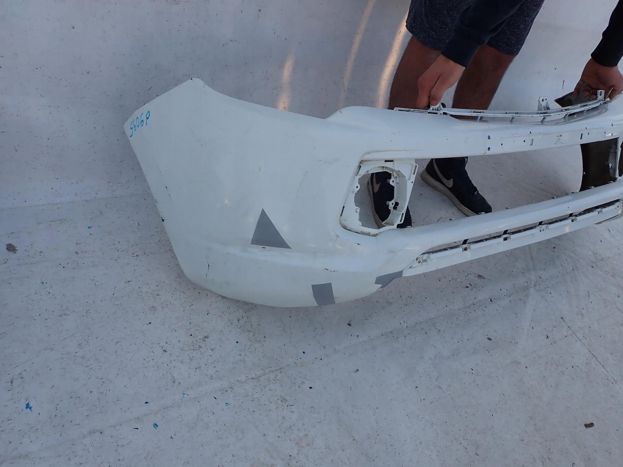 MITSUBISHI L200 V 5 15-19 bumper front front