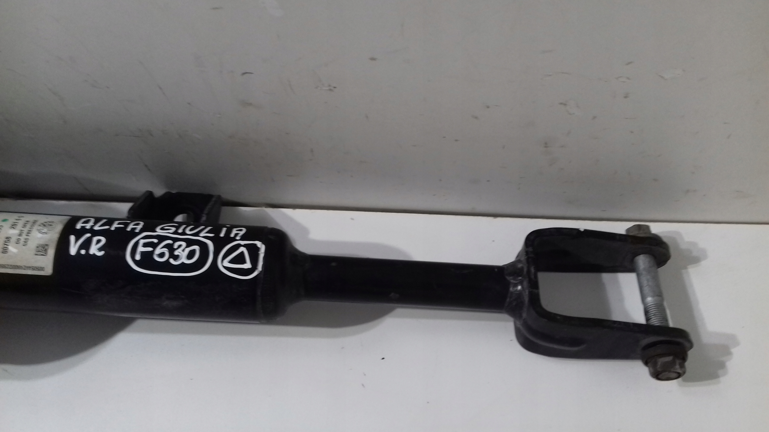 shock absorber ALFA ROMEO GIULIA McPherson right PRZO