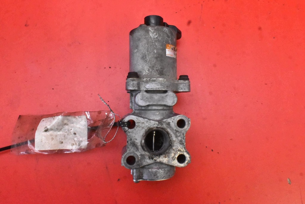 Valvola EGR TOYOTA AURIS 1 e 2.0 D-4D 126 KM 06-09