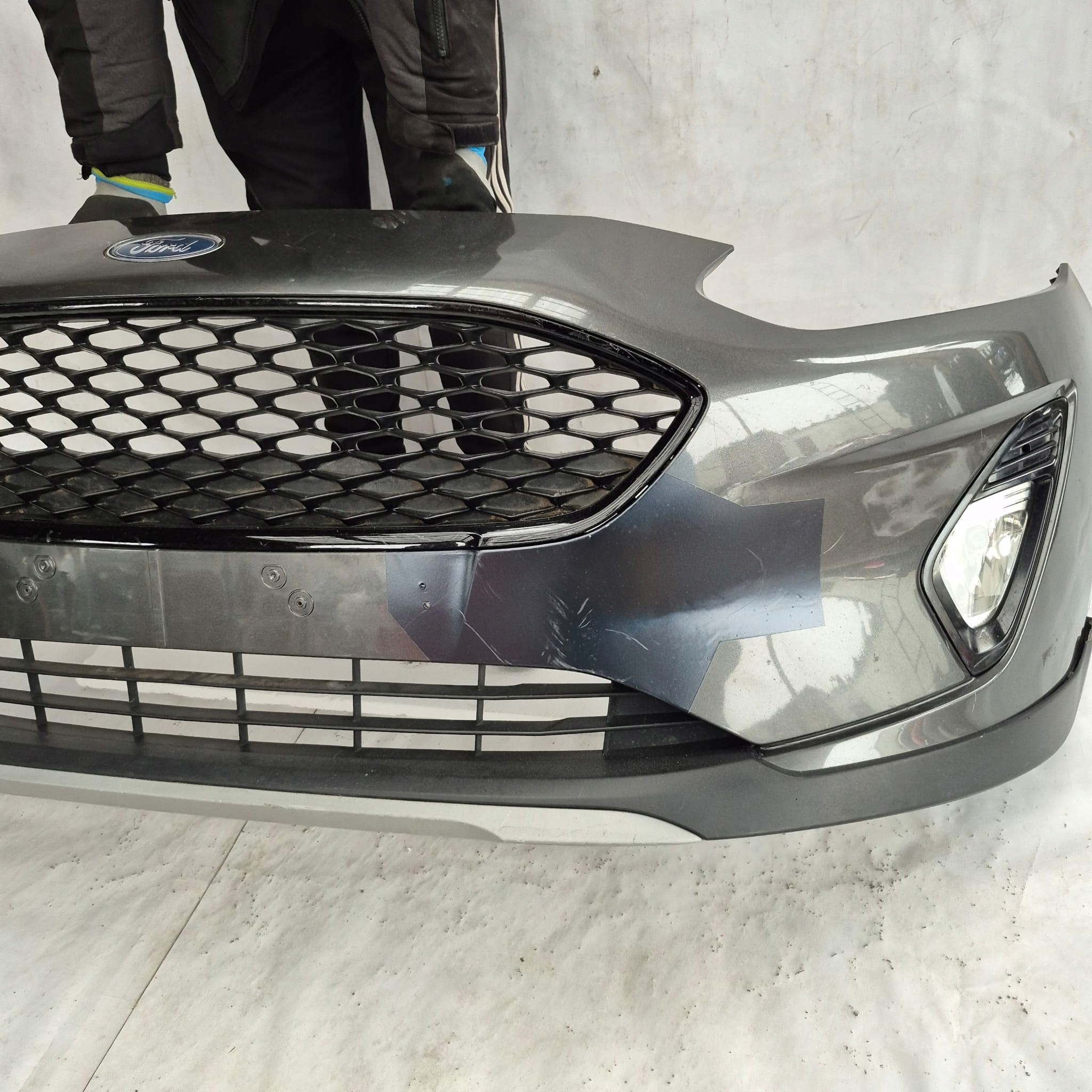 FORD FIESTA MK8 ACTIVE 17- nárazník předek přední H1BB-17K819-D