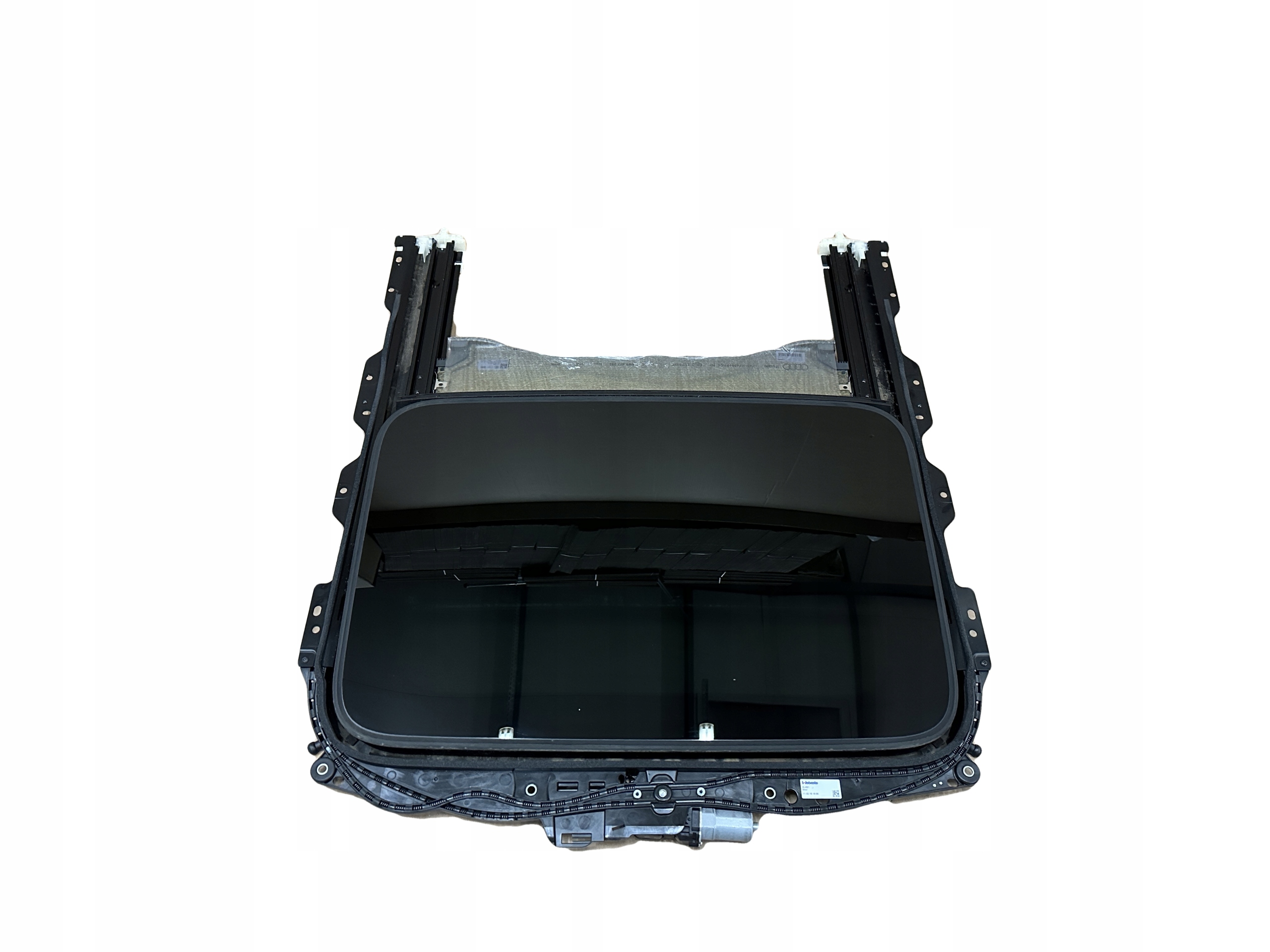 AUDI A4 8W B9 Sedan Schiebedach 8W5877041A
