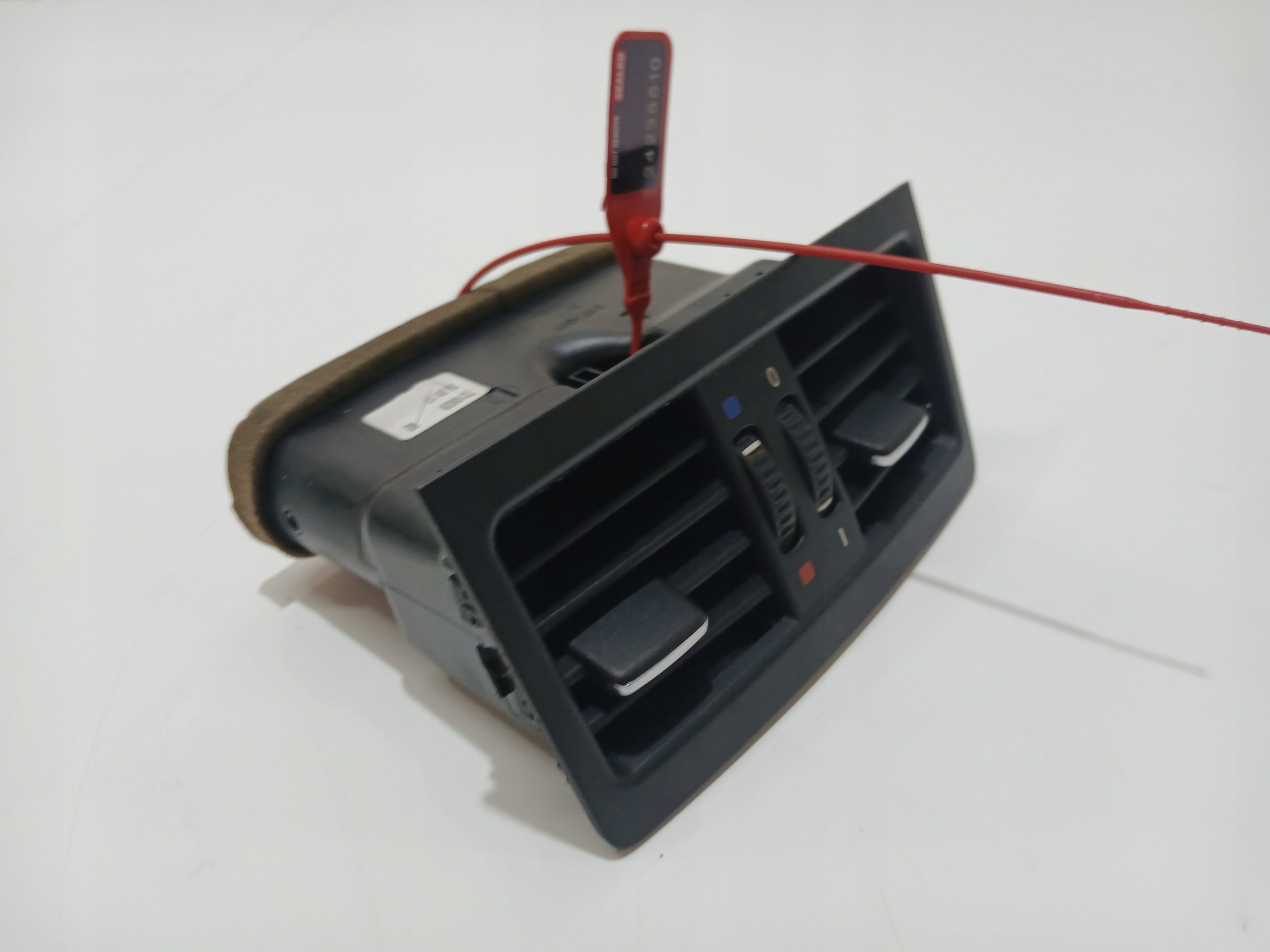 BMW E91 LCI grid air conditioning devices 7129556