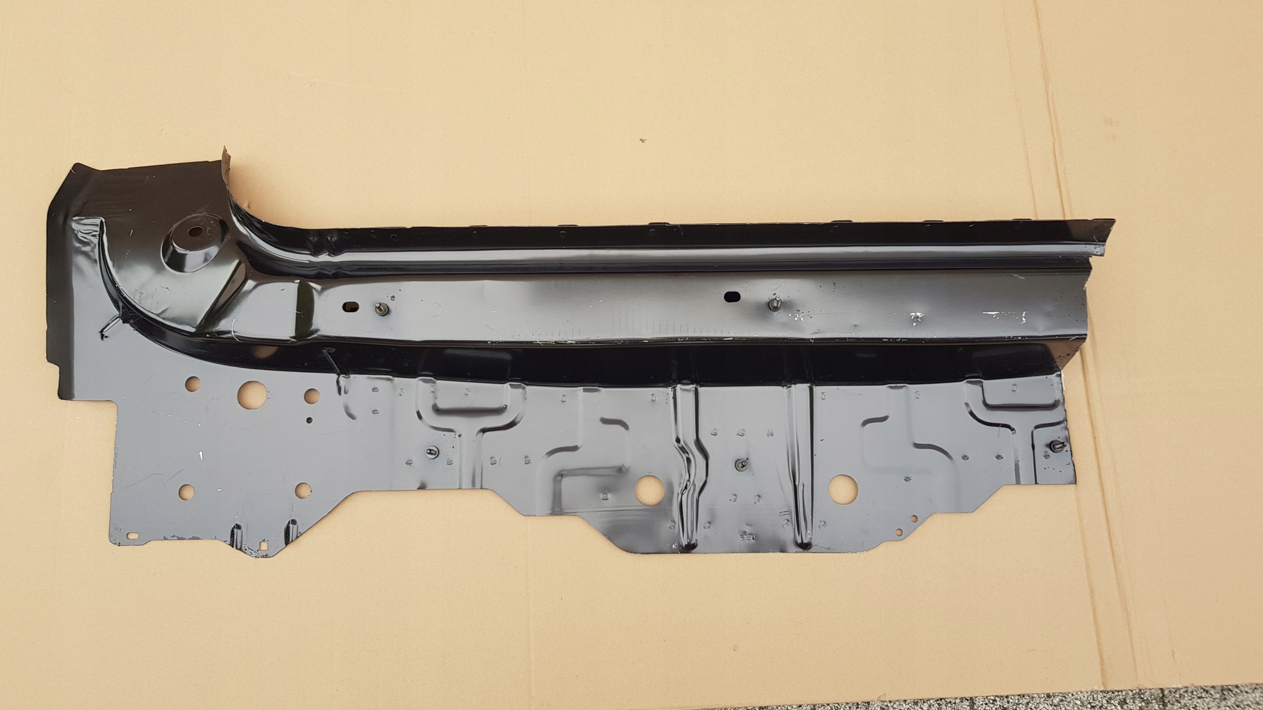 PEUGEOT 3008 II PAS TYLNY NOWY TYL 16->