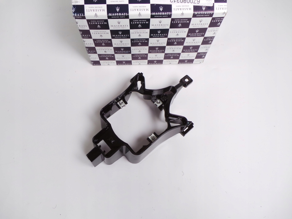 Držiak značky pod radar Maserati Quattroporte Lift 670080312