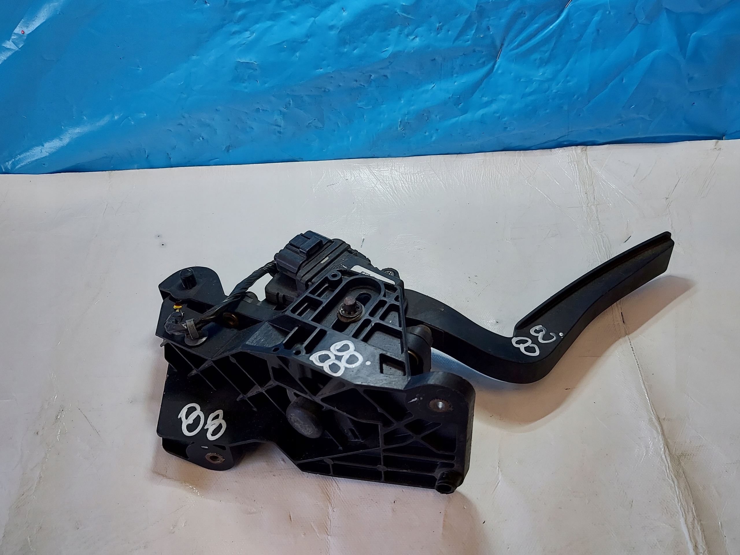 Gaspedal JEEP LIBERTY KJ 53013871AB