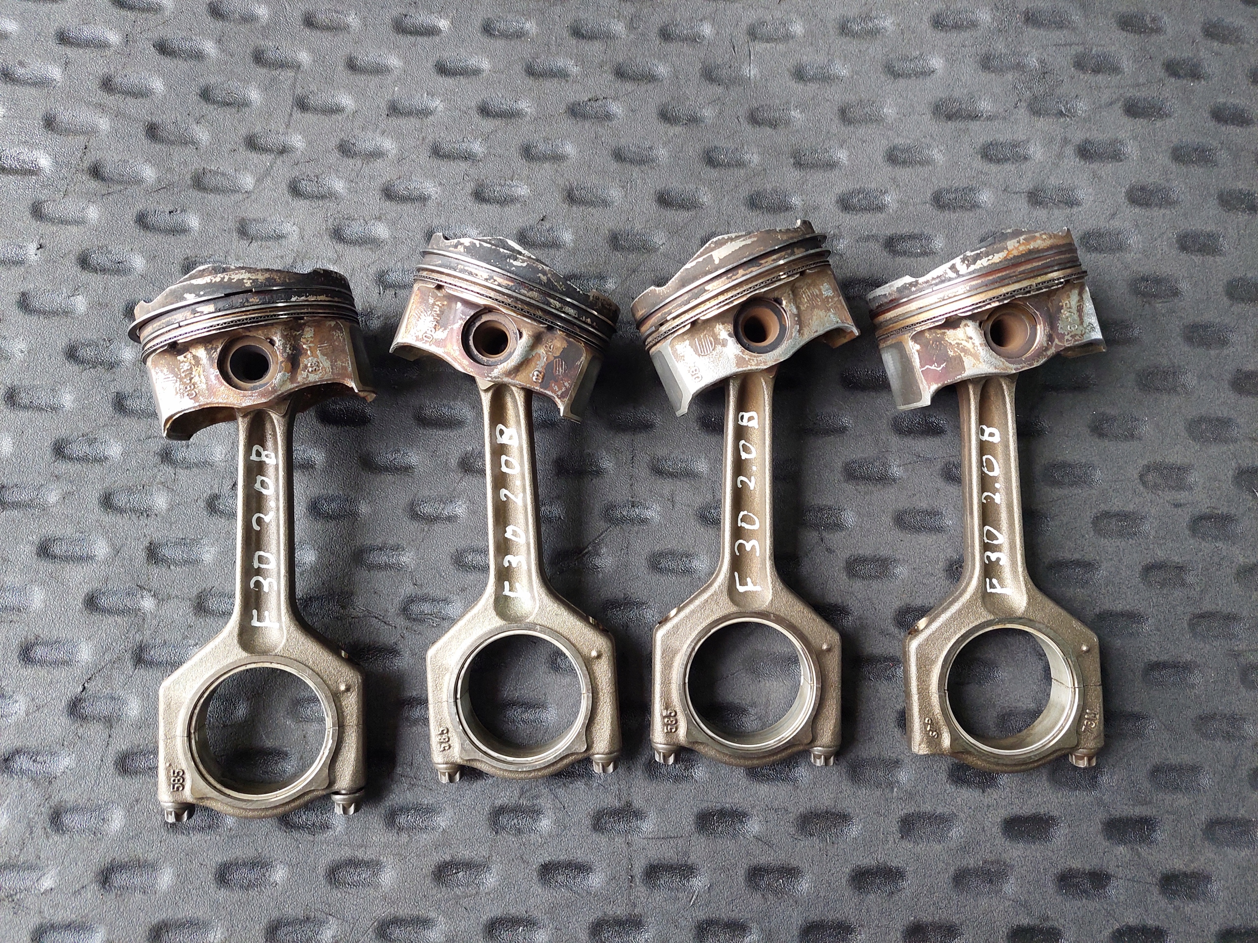 piston + connecting rod BMW 3 F30 2.0i N20 B20 A