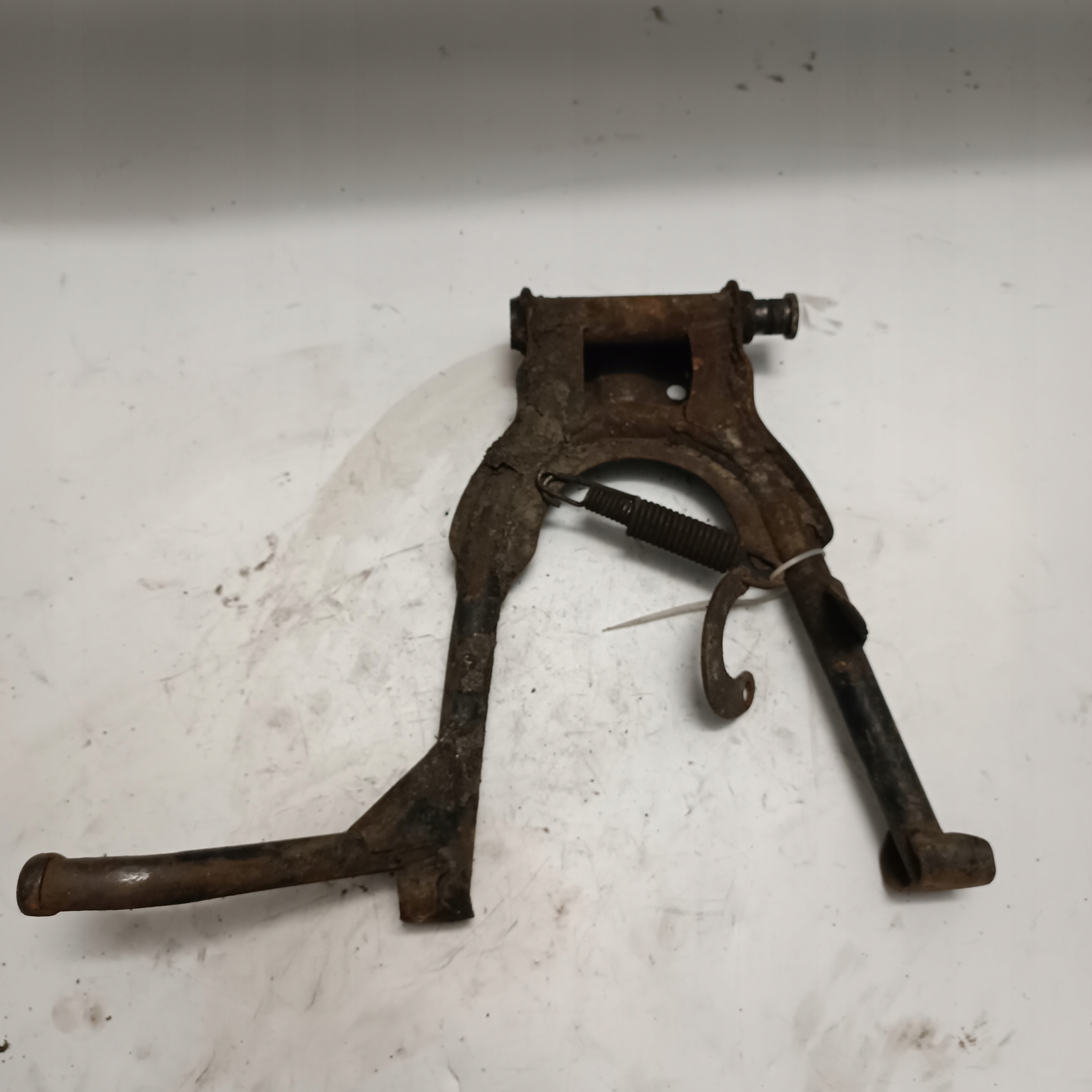 HondA0111123456 - HONDA CB 400 450 ЦЕНТРАЛЬНА ПІДНІЖКА ФІТИНГИ