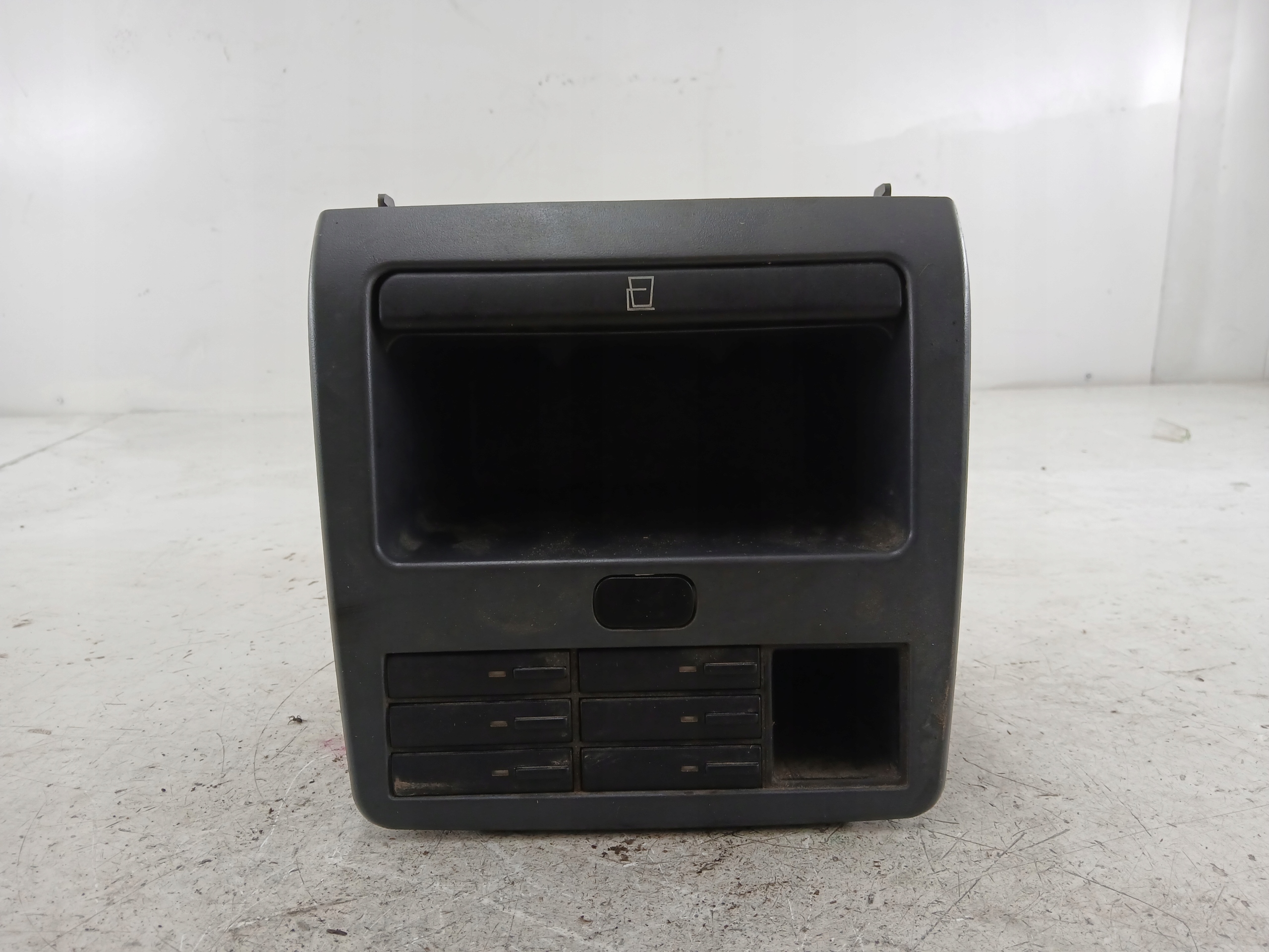 MERCEDES VITO W638 bracket for KUBEK passenger compartment for KASETY