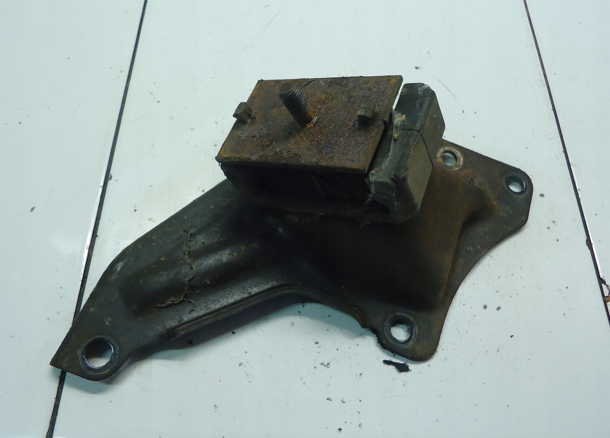 MAZDA MX-5 NB 1.8 16V holder engine mount