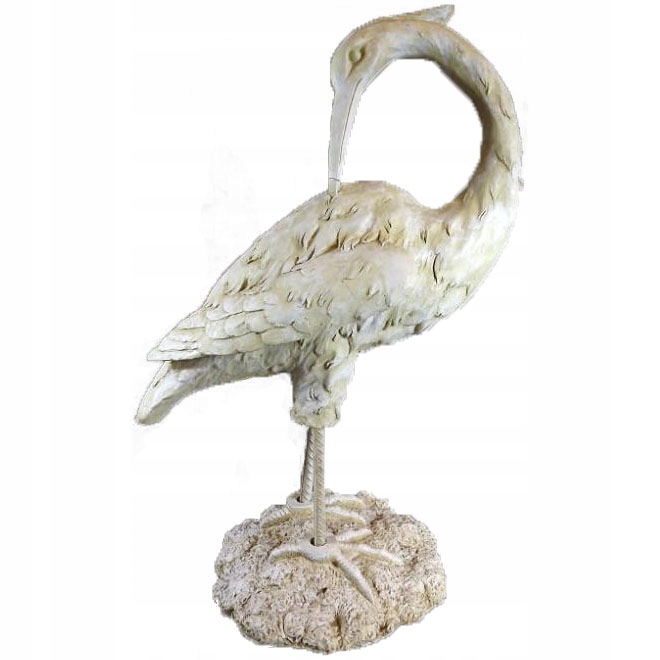 Čiapka a figurka v krémovej farbe