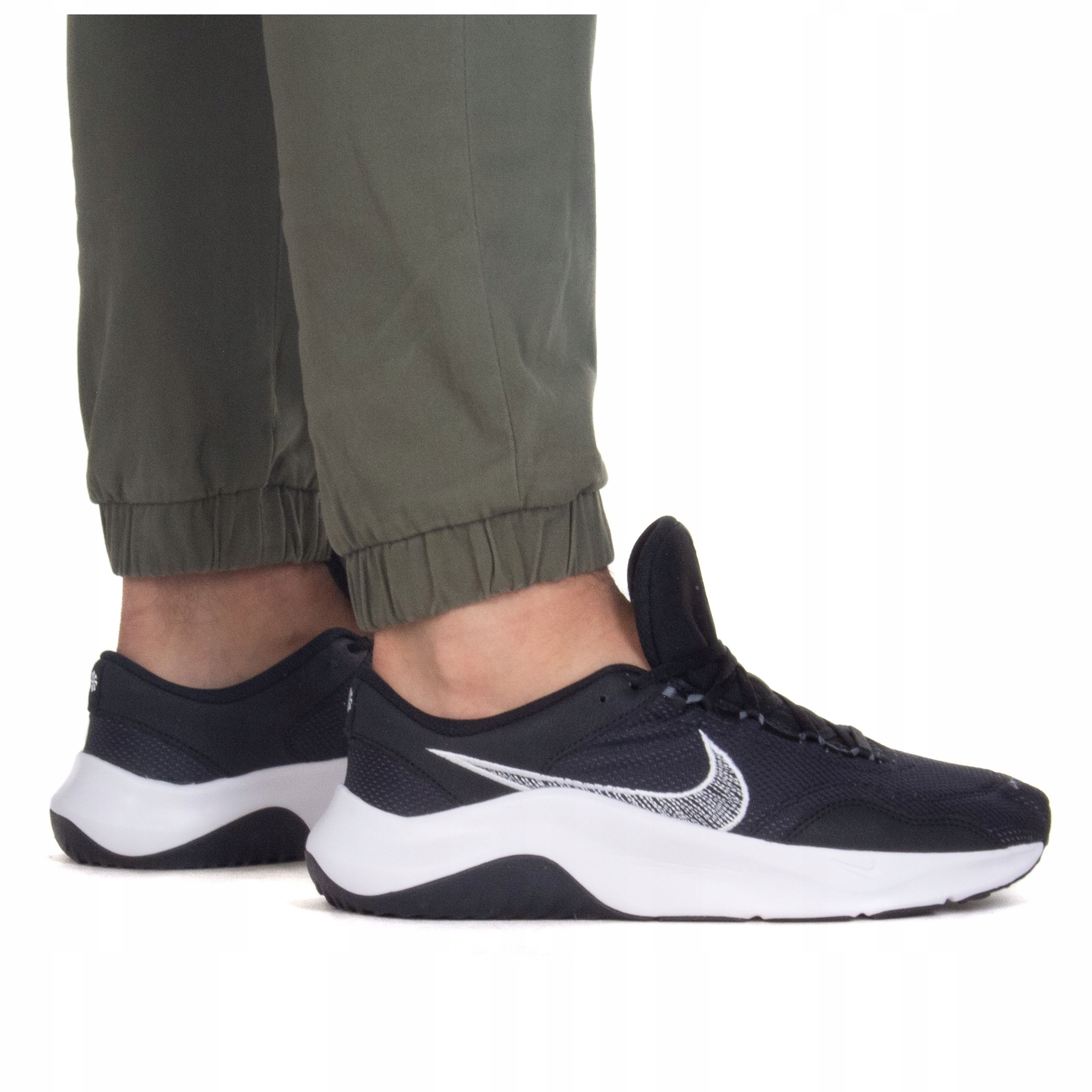 Buty Nike Męskie Legend Essential 3 DM1120-001