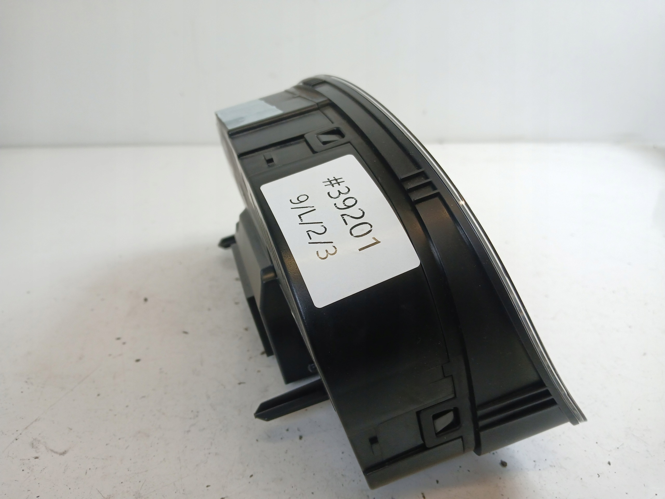 VW TOURAN and 2.0 TDI dials dials 1T0920860C