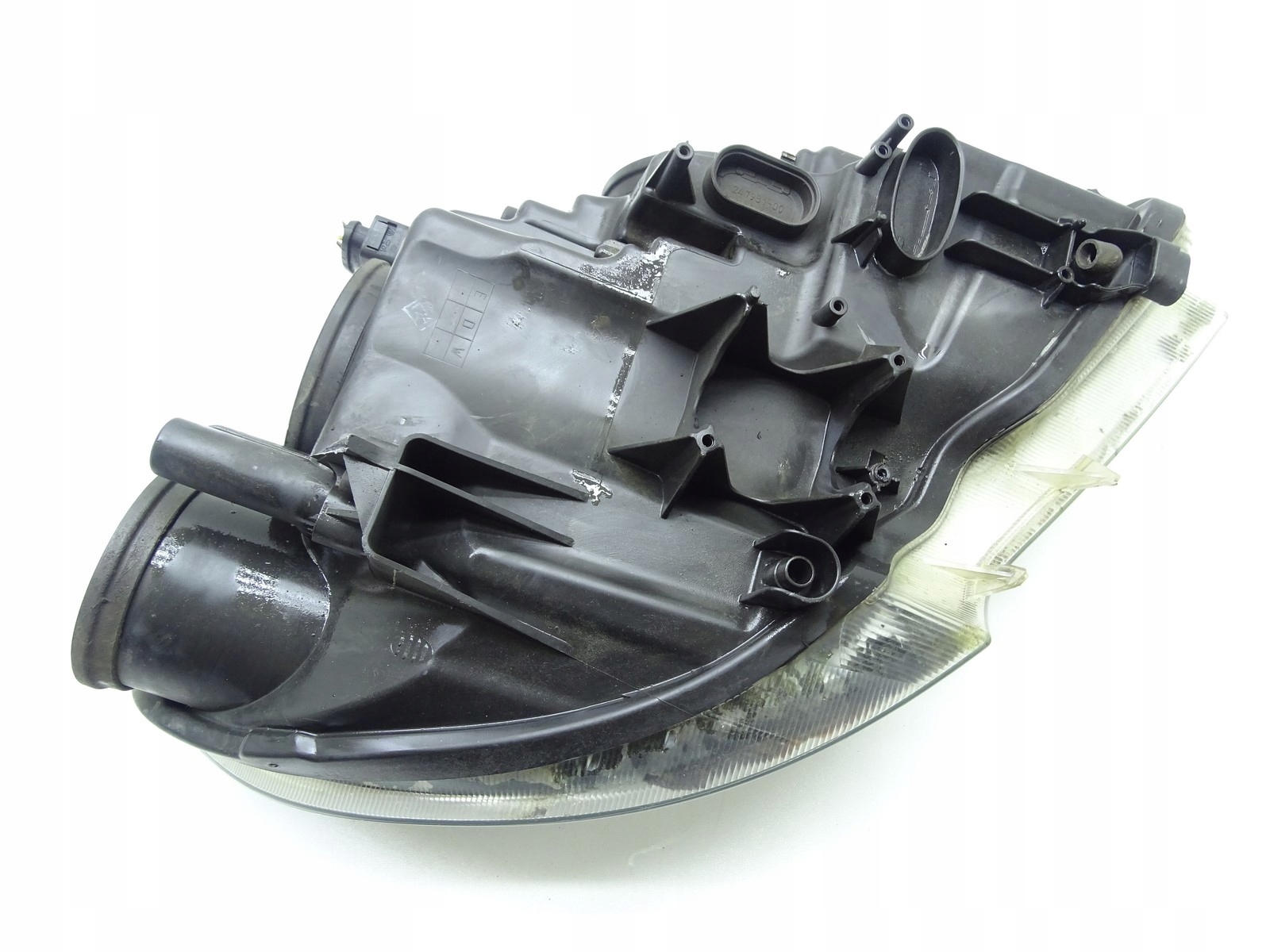 REFLEKTOR light left front front SKODA SUPERB II 3T2941015C