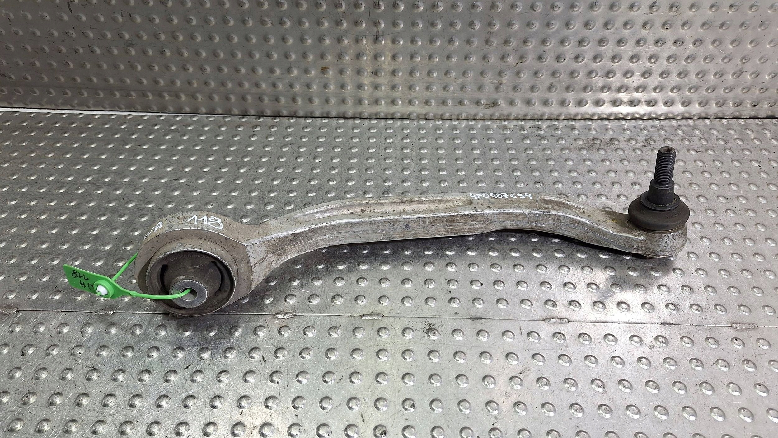 Querlenker rechts vorne 4F0407694 AUDI A6 C6
