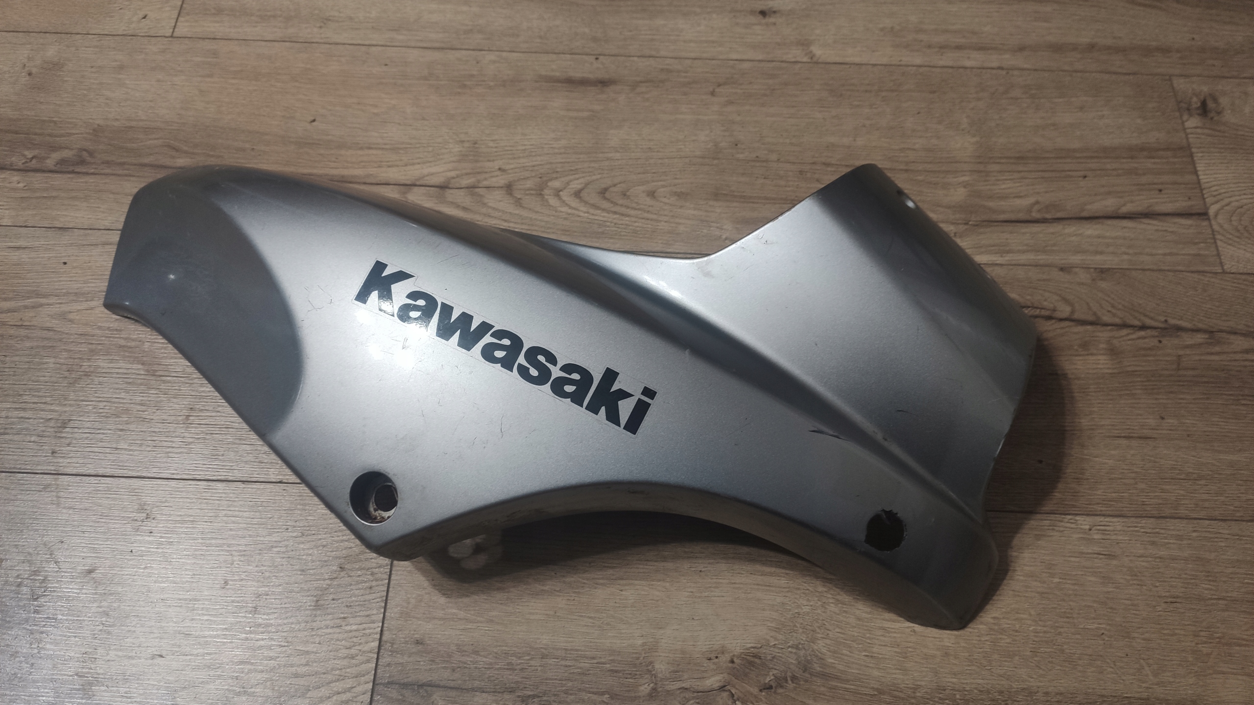 55028-0160 - ЄС КАПОТ ПРАВИЙ КАВАСАКІ VERSYS 650