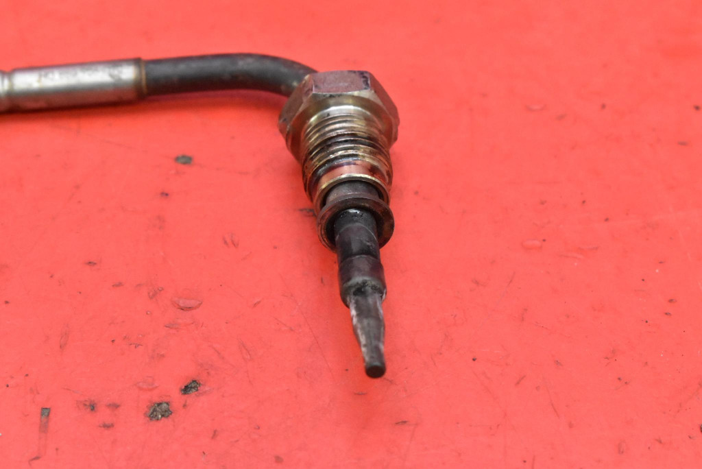 Sensor TEMPERATURY Gase 04L906088DH VW GOLF 7 VII 1.6 TDI 115 KM 17-20
