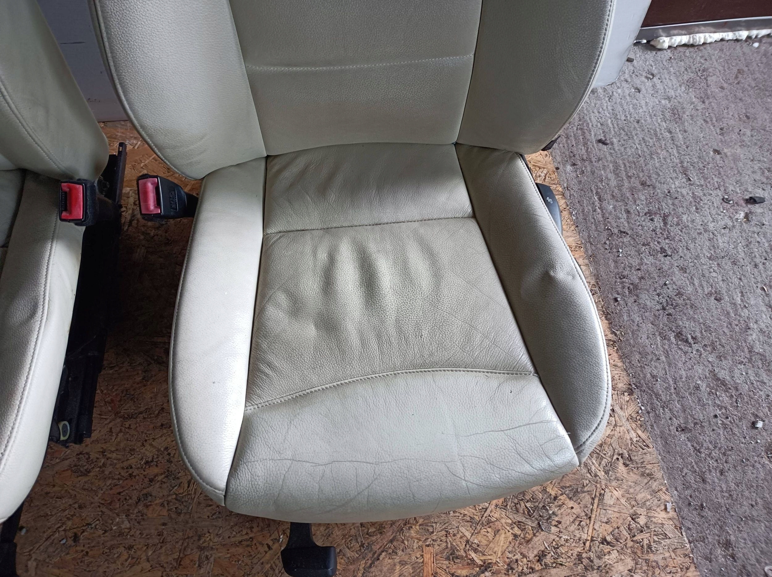 Komplet seats przednich BMW 3 E90 E91