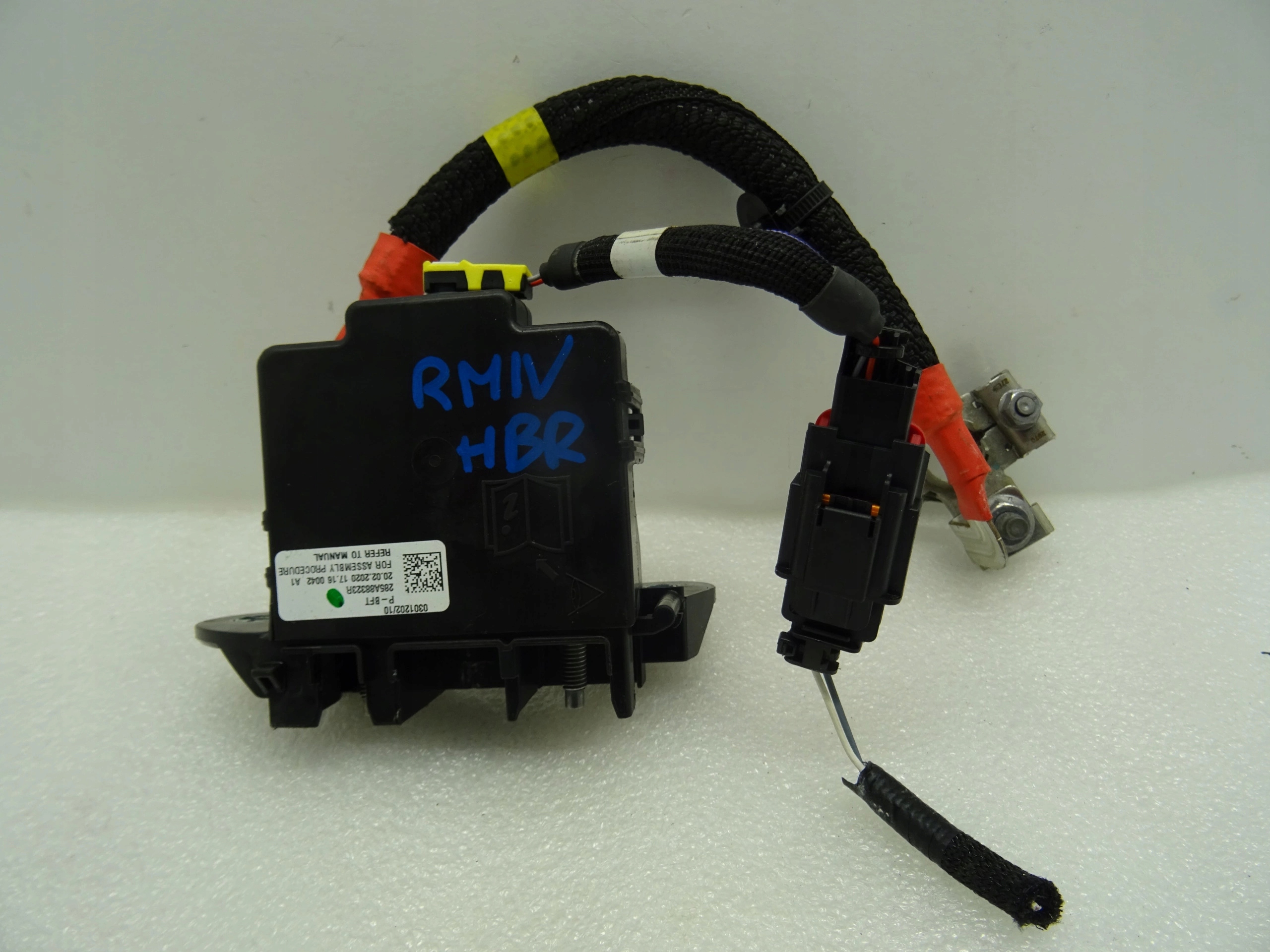 285A88323R - МОДУЛЬ ЗАПОБІЖНИКА KLEMA RENAULT MEGANE IV ГІБРИД