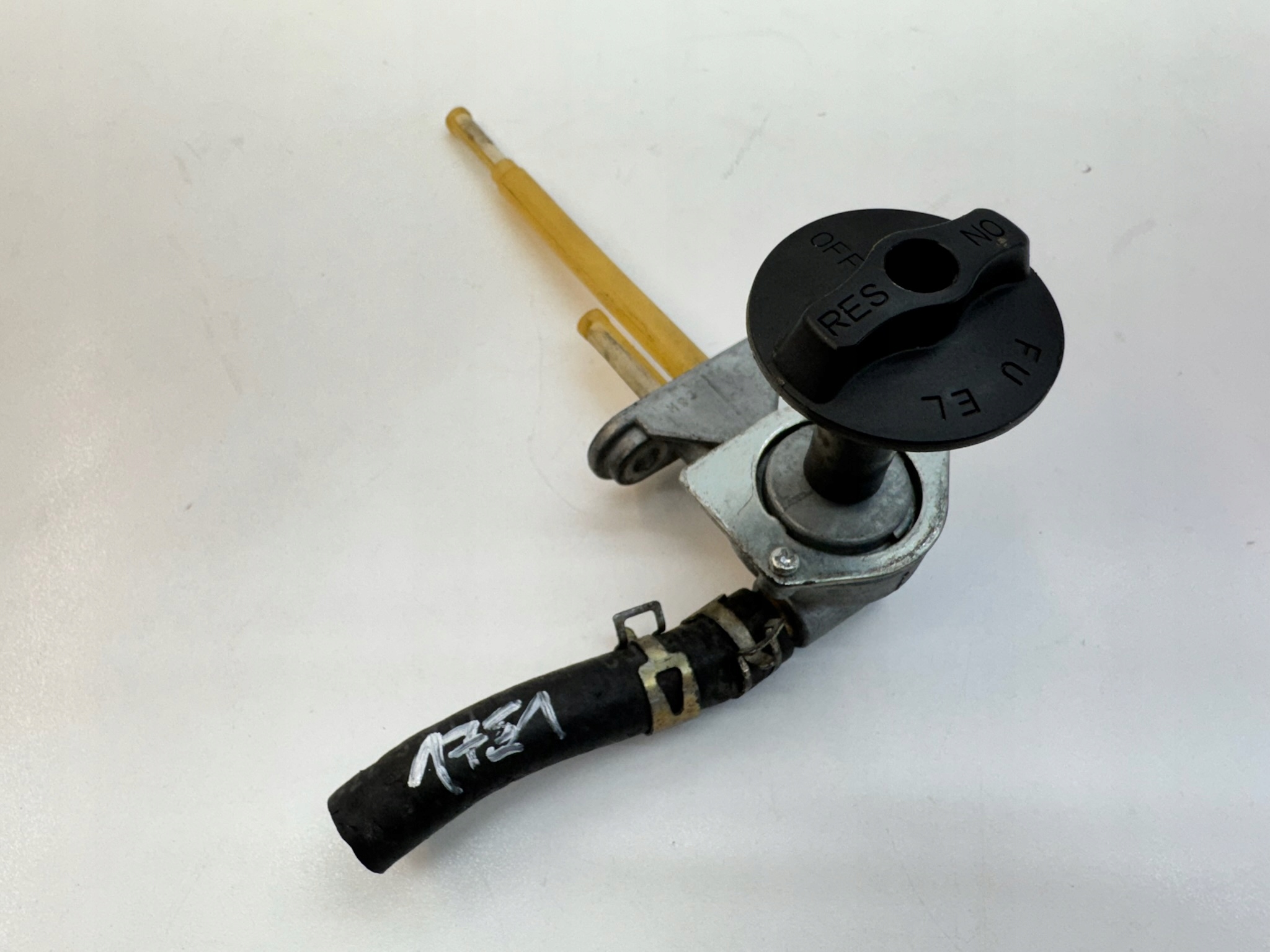 KRANIK PALIWA KAWASAKI ZX9R 98R