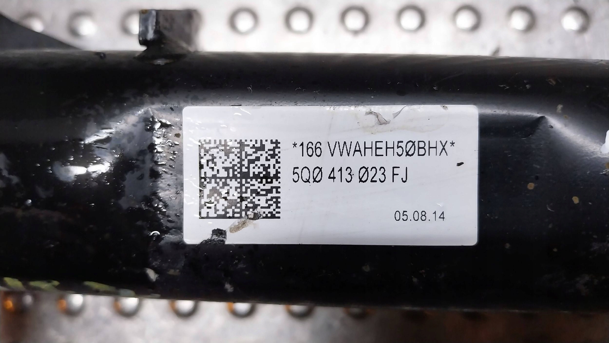 shock absorber left front 5Q0413023FJ LEON III A3 8V GOLF VII OCTAVIA III