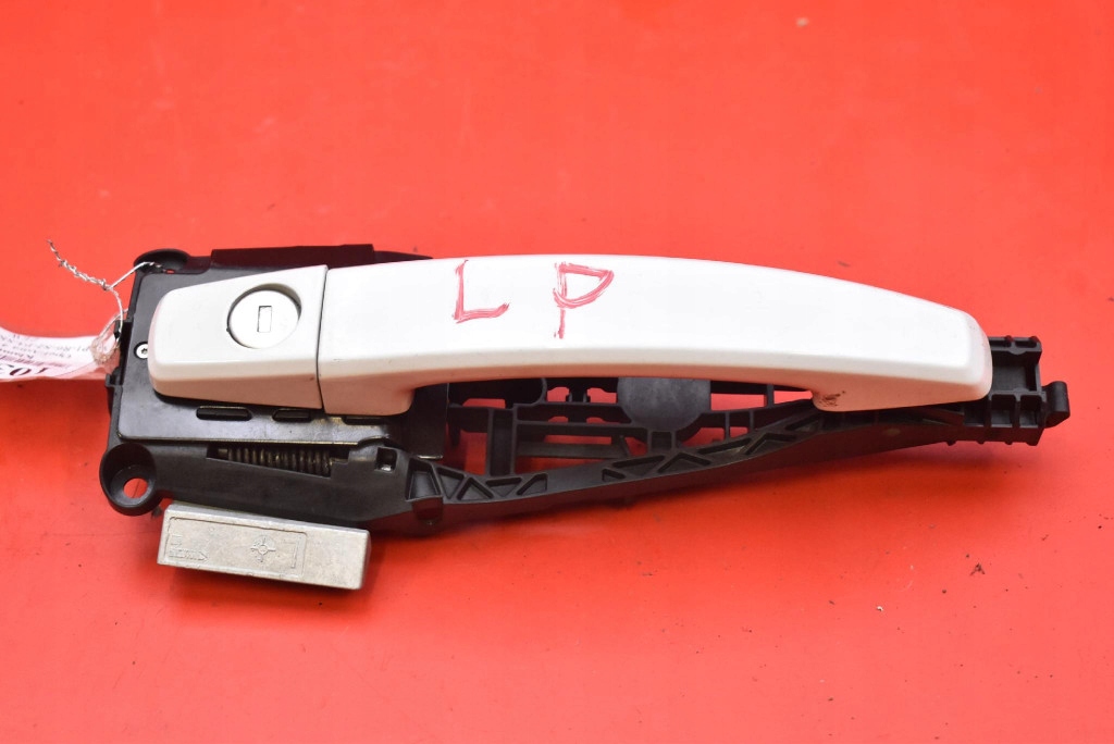 handle left front front Y40R 14096201 OPEL ASTRA 4 IV J LIFT 11-20