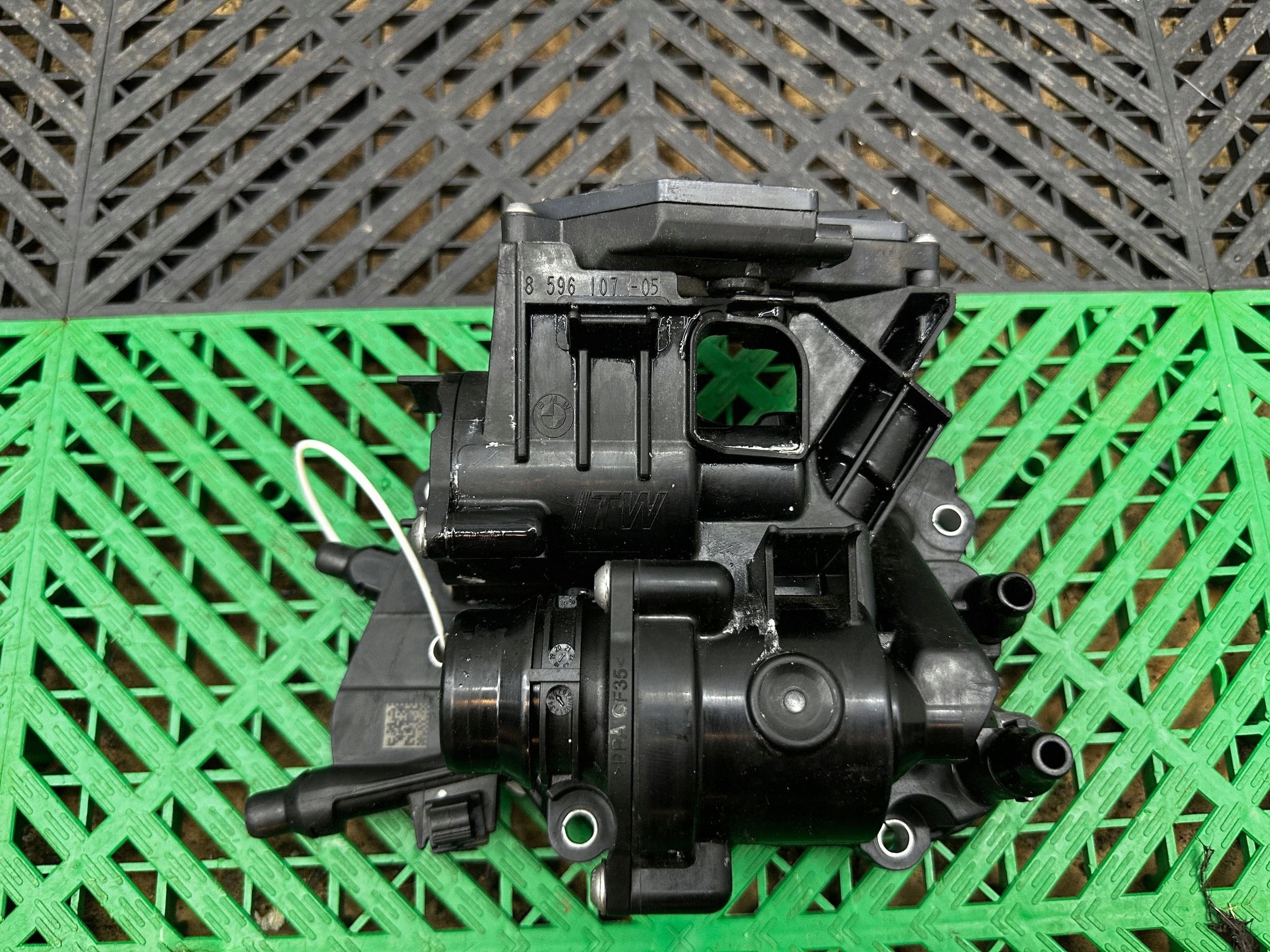 termostato BMW 3 G20 G21 8596107