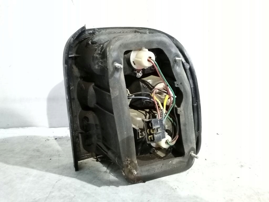Kia Sportage and lift light left rear part rear
