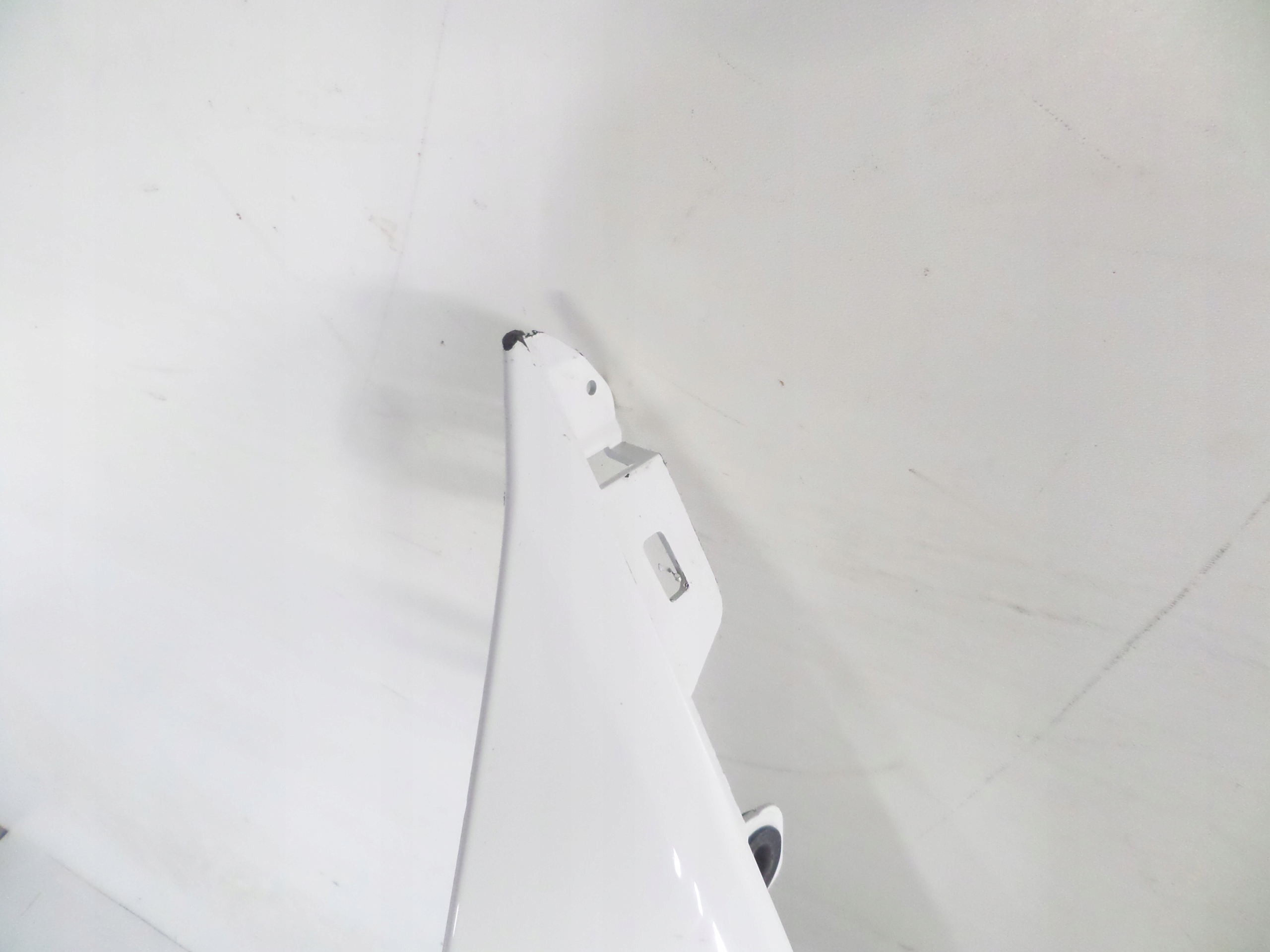 fender front front left JAGUAR and-PACE X590 18