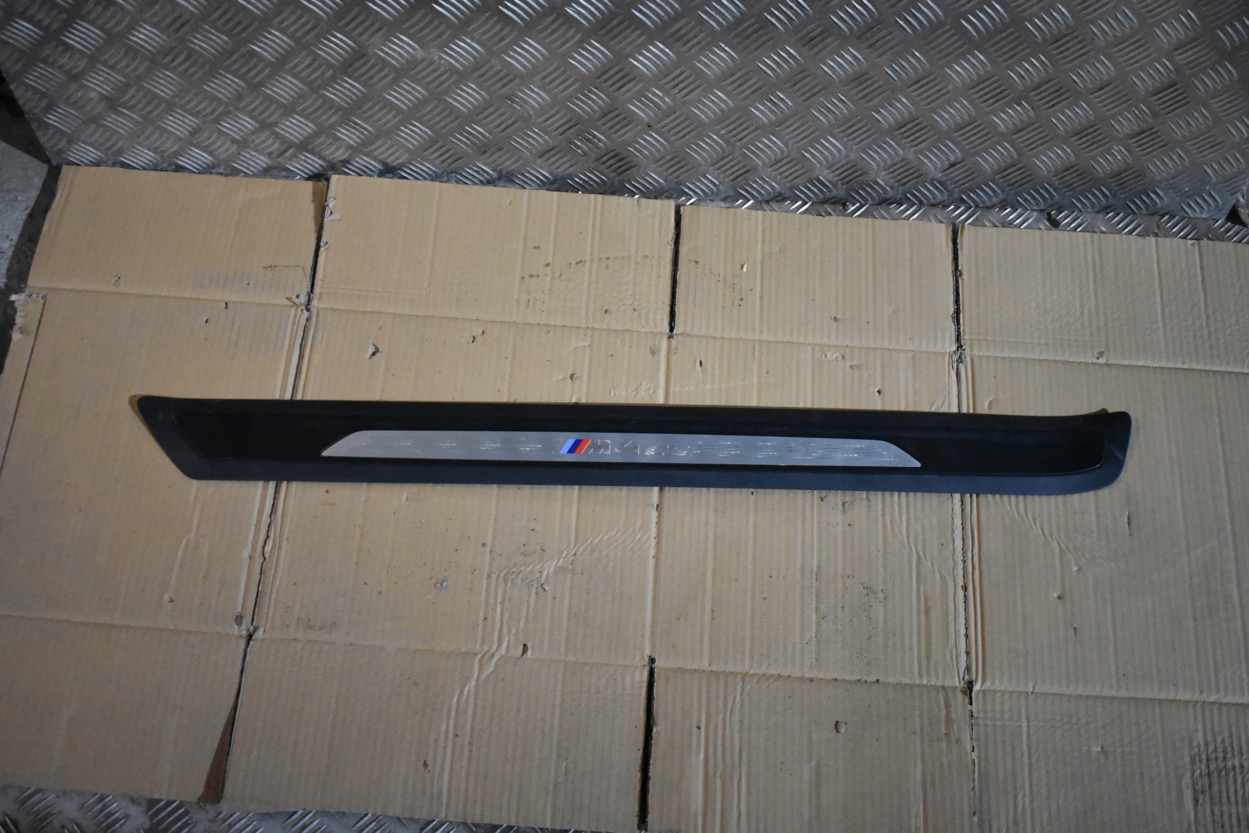 IDEALNA cap moulding threshold right BMW CS F82 M4 1
