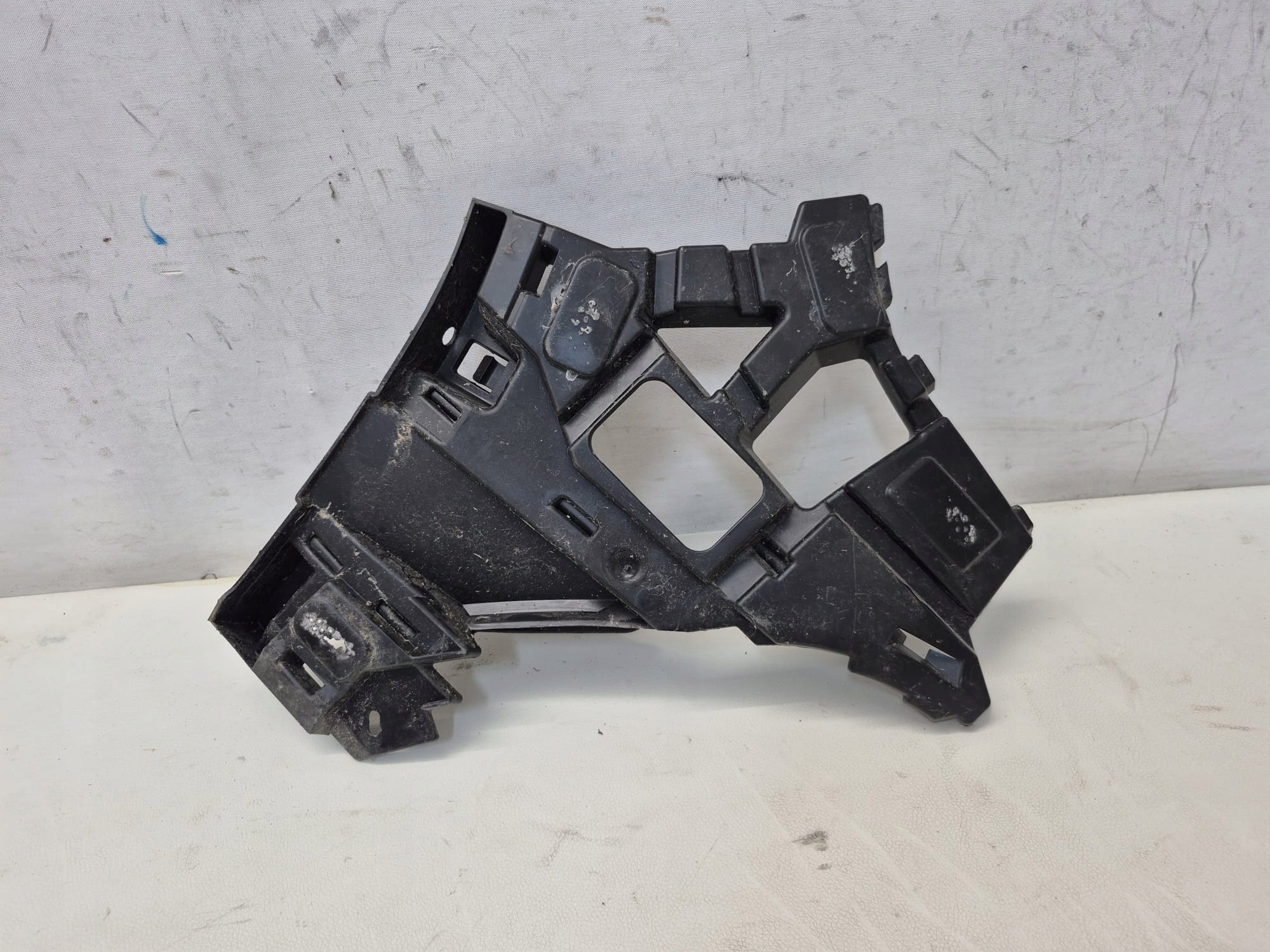 RENAULT MEGANE IV GT-LINE support intake holder right front 628164761R