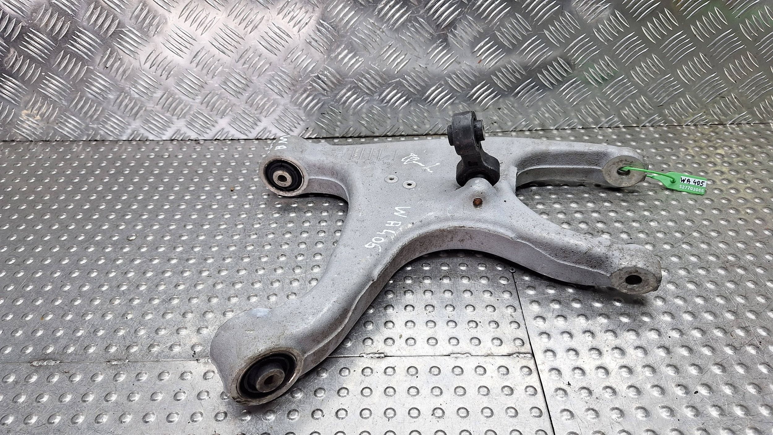 Querlenker Achsträgers links heck 8K0505311J AUDI A4 B8 A5 8T Original