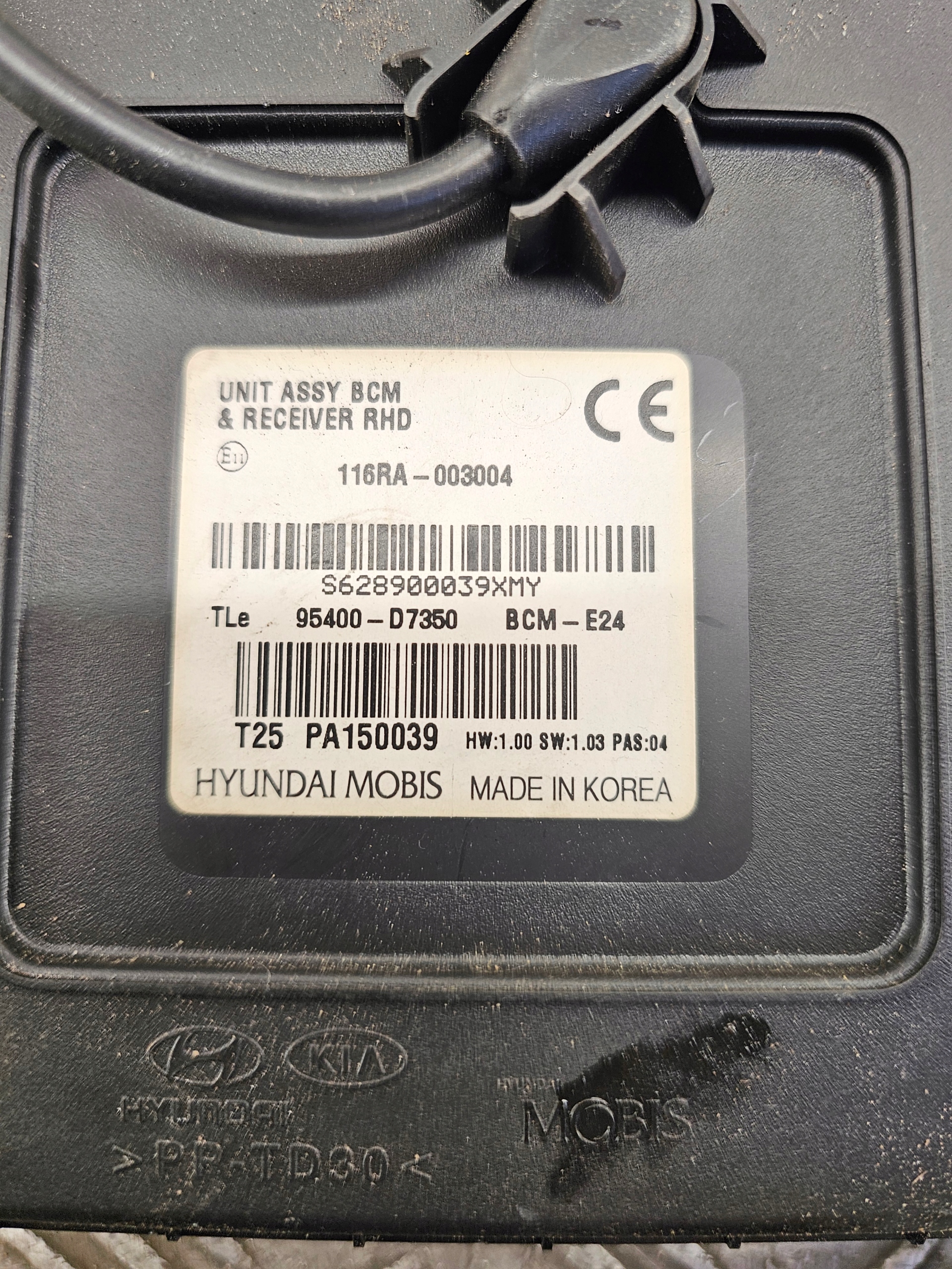 HYUNDAI TUCSON III module control unit KOMFORTU BCM