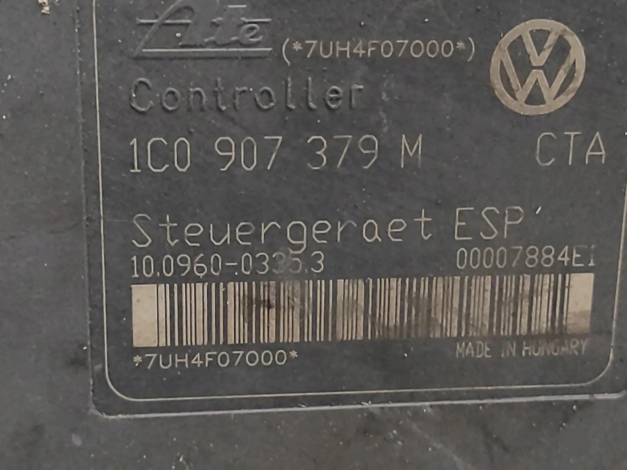 блок abs vw Golf IV (1J1) 10096003353 1.8бензин 1999