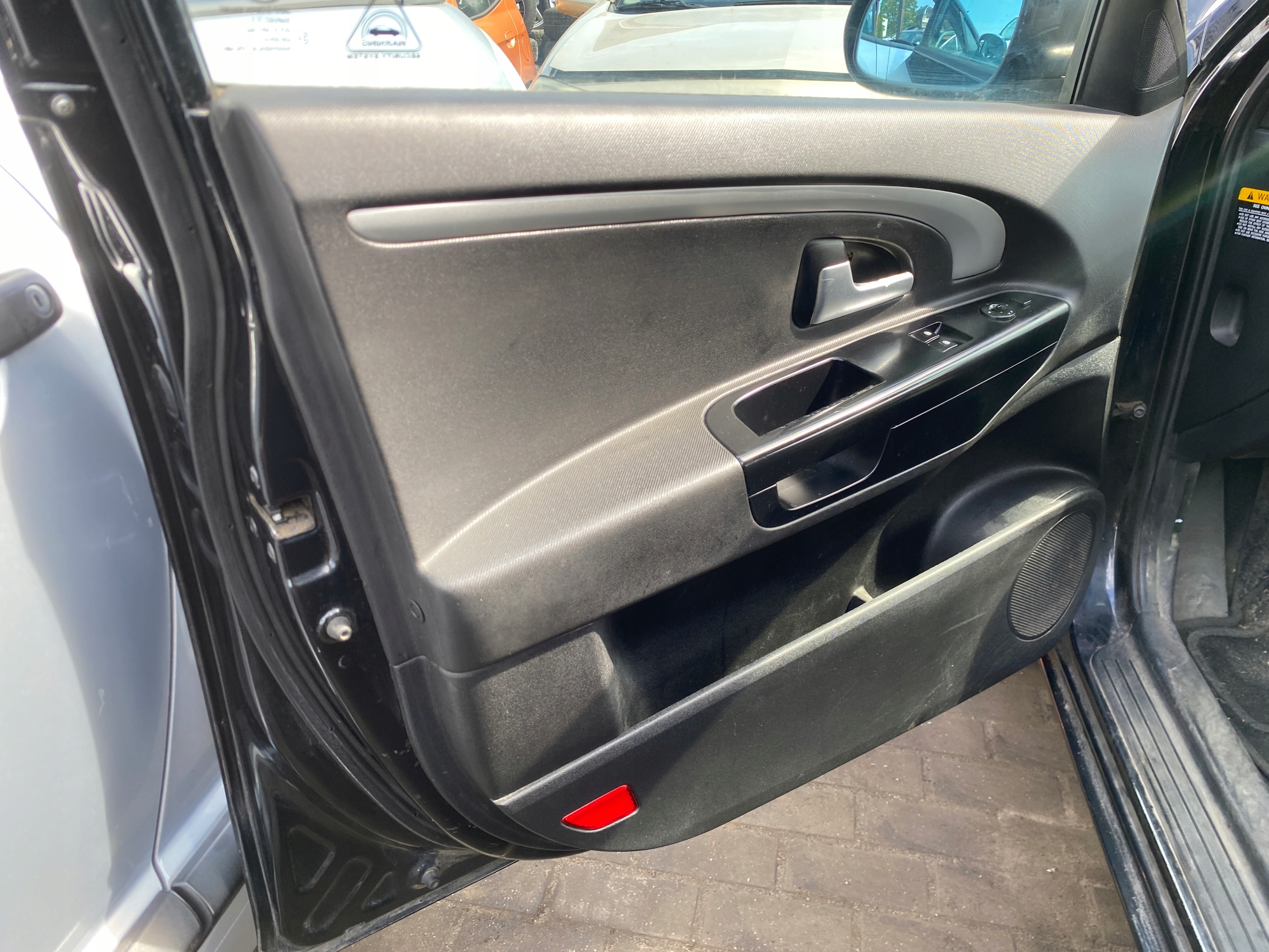 upholstery side left Kia Ceed SW FL 06-12