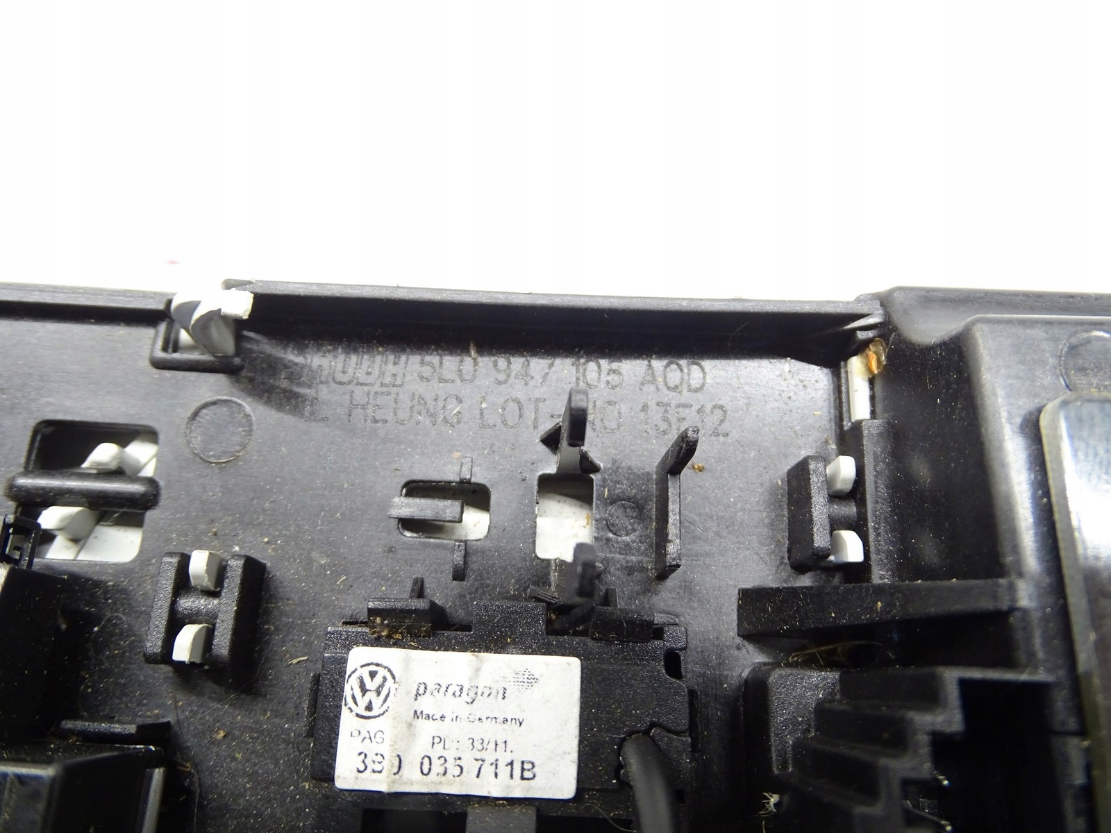 FANALE interna cabina CIELO INTERNO SKODA YETI 5L0947105A