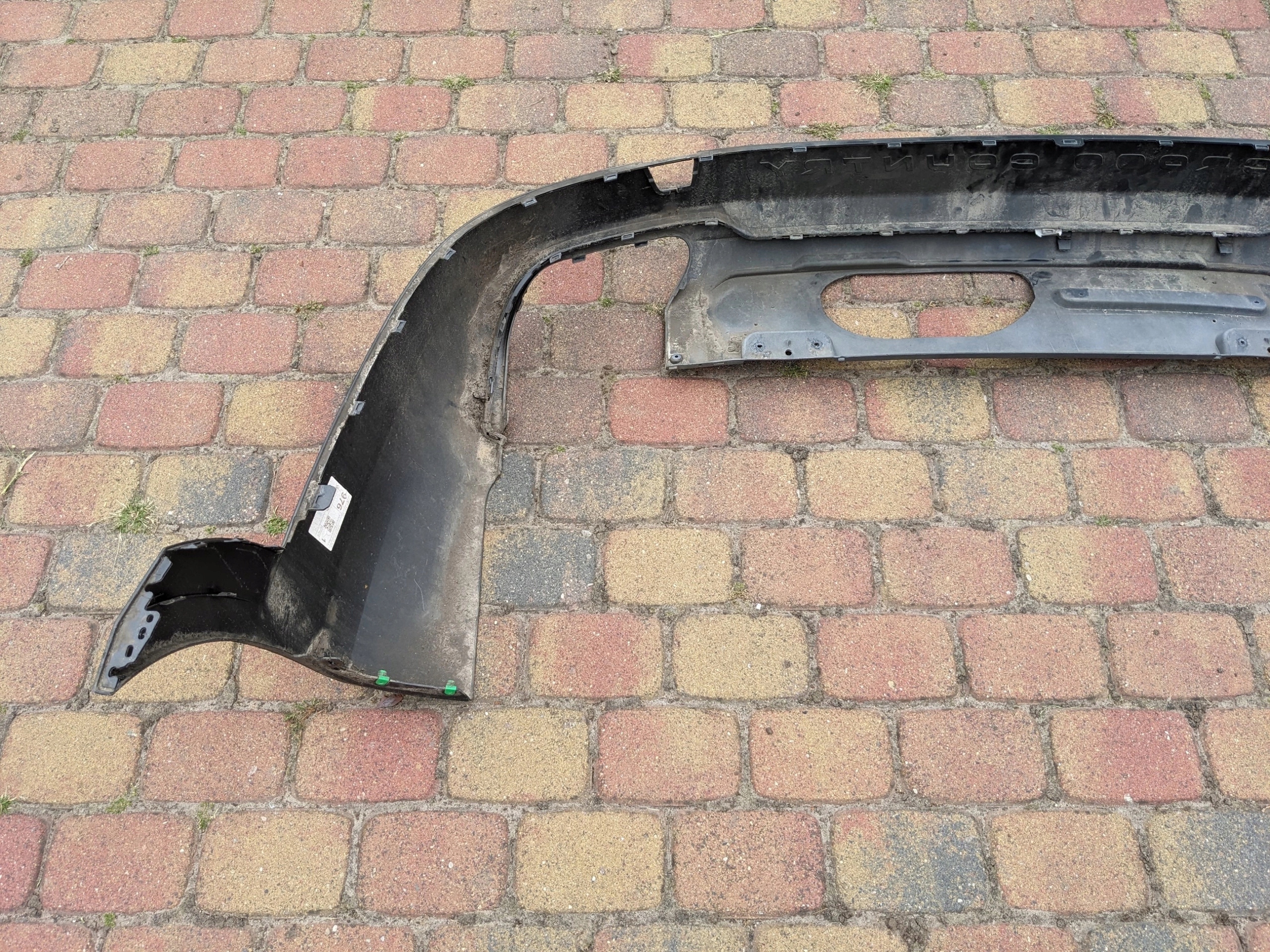 Volvo V90CC Cross Country spoiler dyfuzor zderzaka tył 16- Typ samochodu 4x4/SUV Samochody osobowe