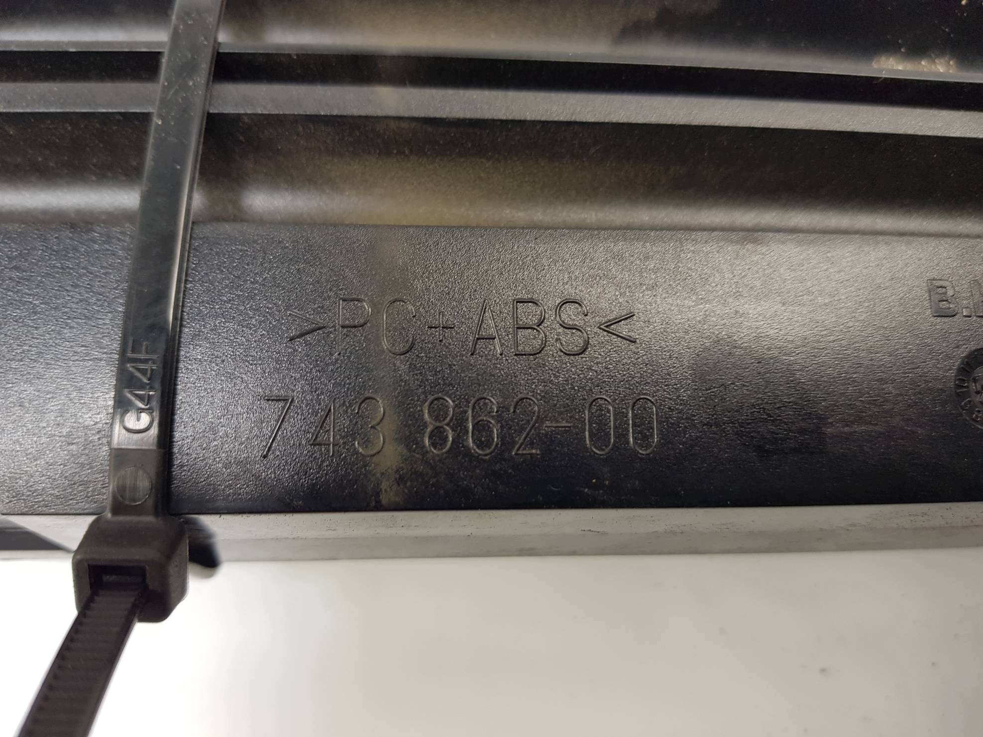 upravljačka 2218705985 MERCEDES W221 S350