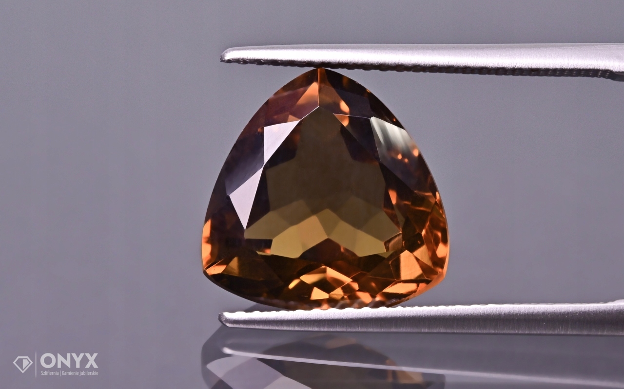 Medový křemen fazetovaný trilion 13x13 mm