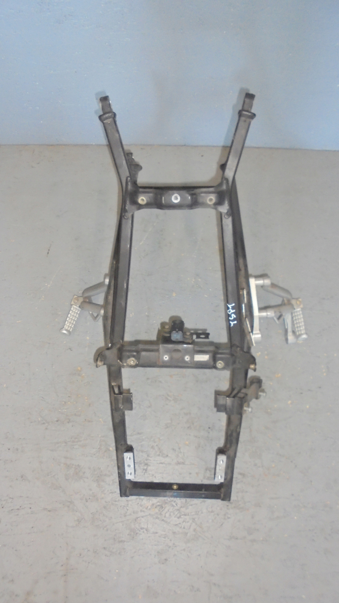 123457143 - TRIUMPH SPEED TRIPLE 955 рама