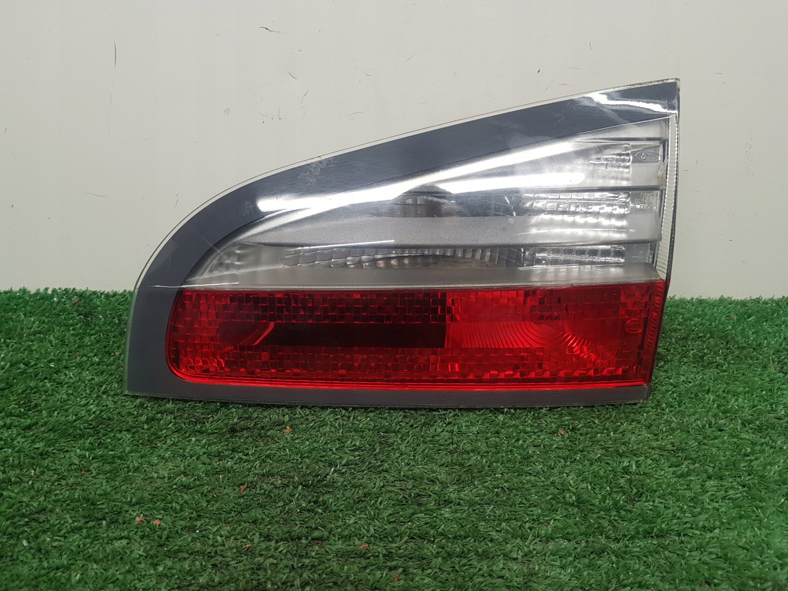light right rear W KLAPIE FORD S-MAX