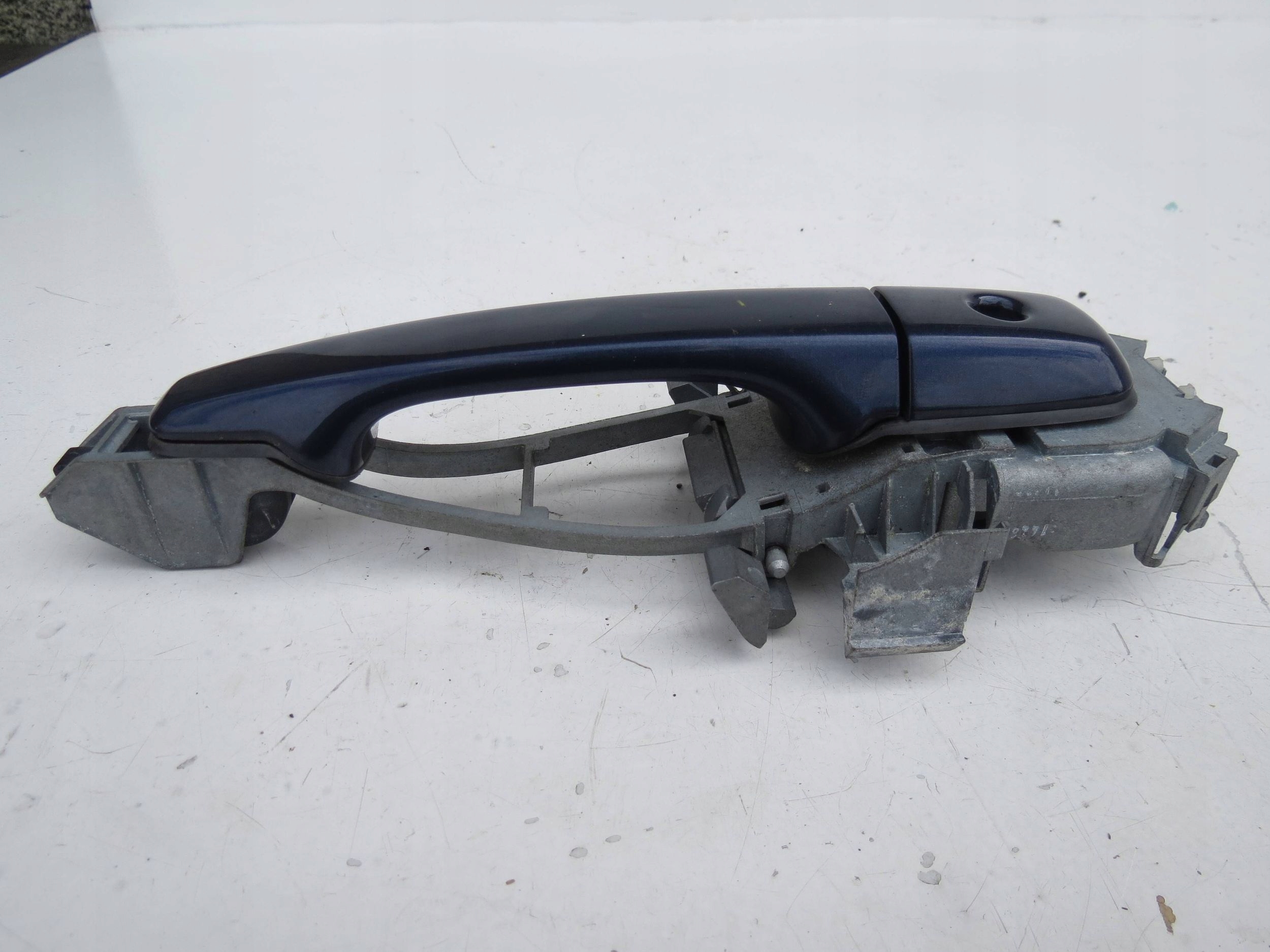 handle exterior door left front VOLVO V70 III S80 II Lakier 498-46