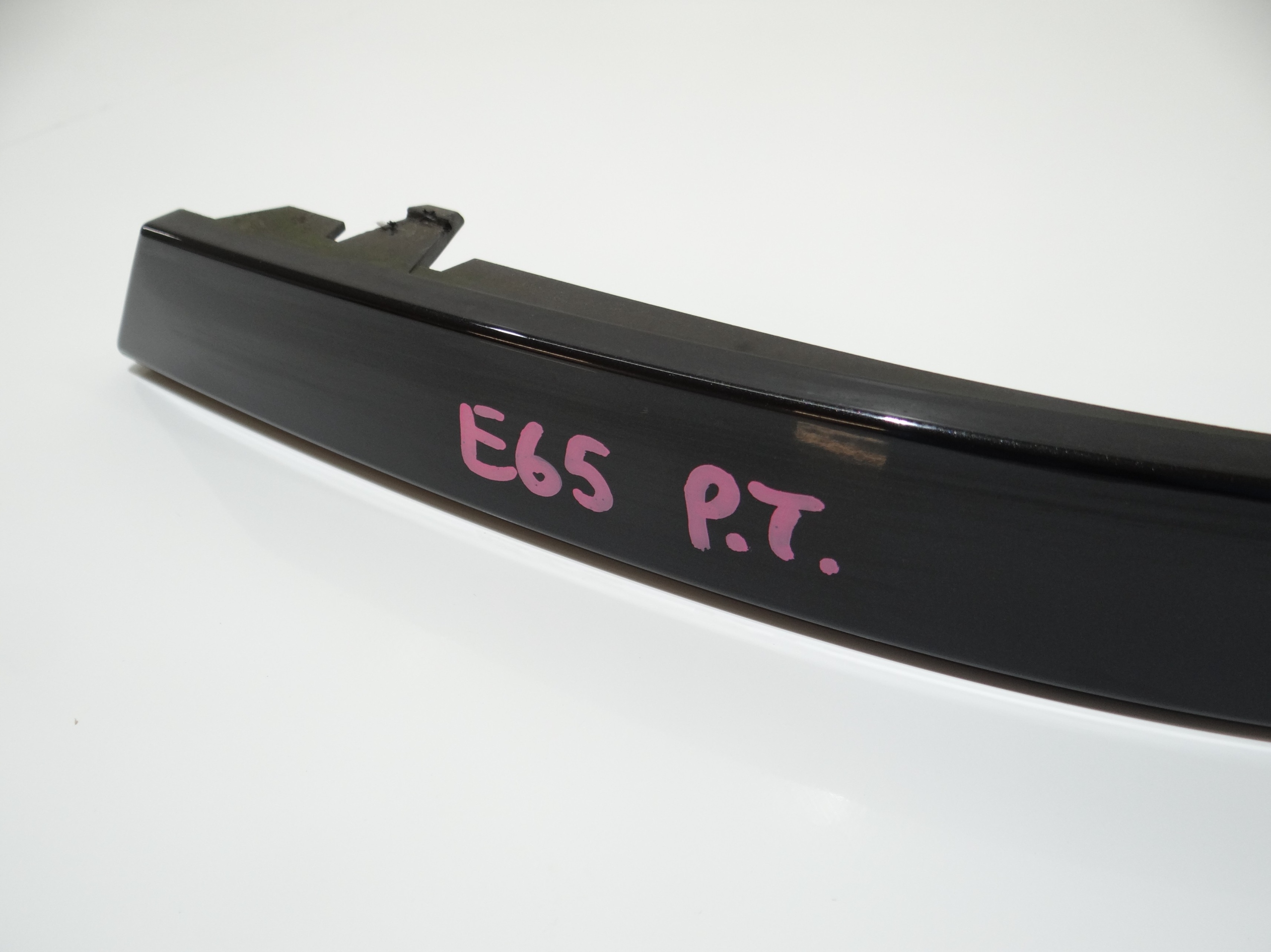 moulding below LAMPE right rear part BMW E65 7155446