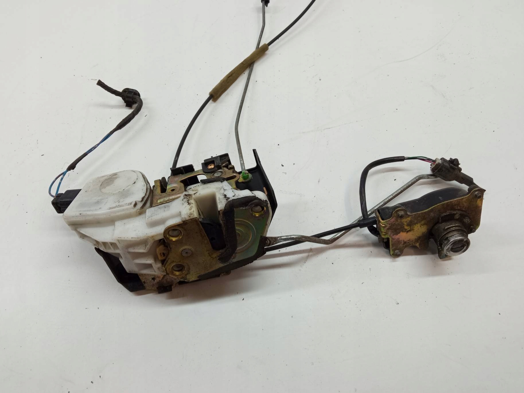 lock door right front EU Mitsubishi Pajero III (1999-2006)