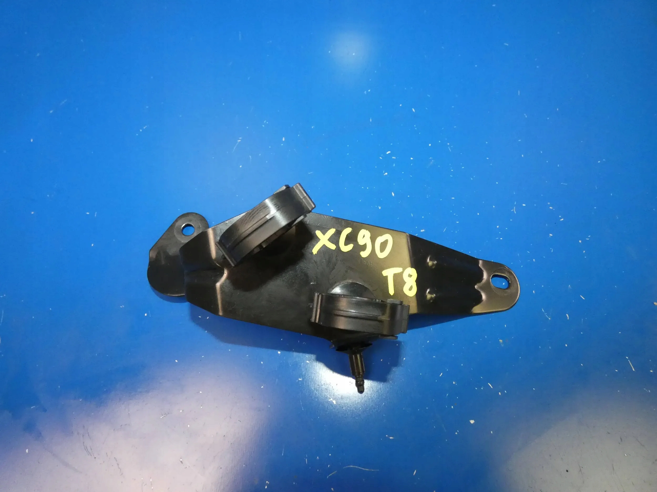 VOLVO XC90 II SUPPORT PLAQUE POIGNÉE CONSOLE WEZA D’EAU