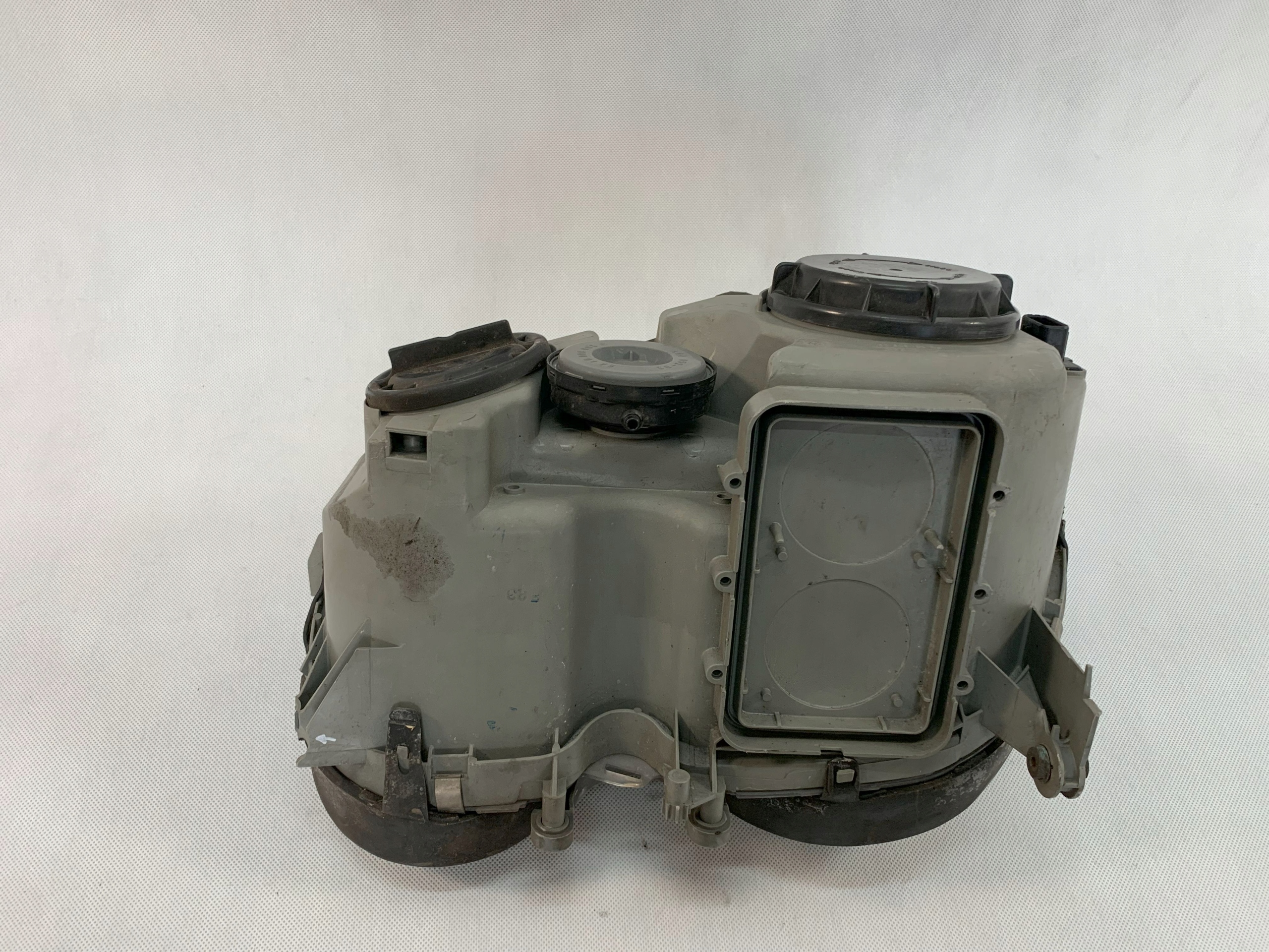 Reflektor light front right Mercedes E-Klasa W210 09.25