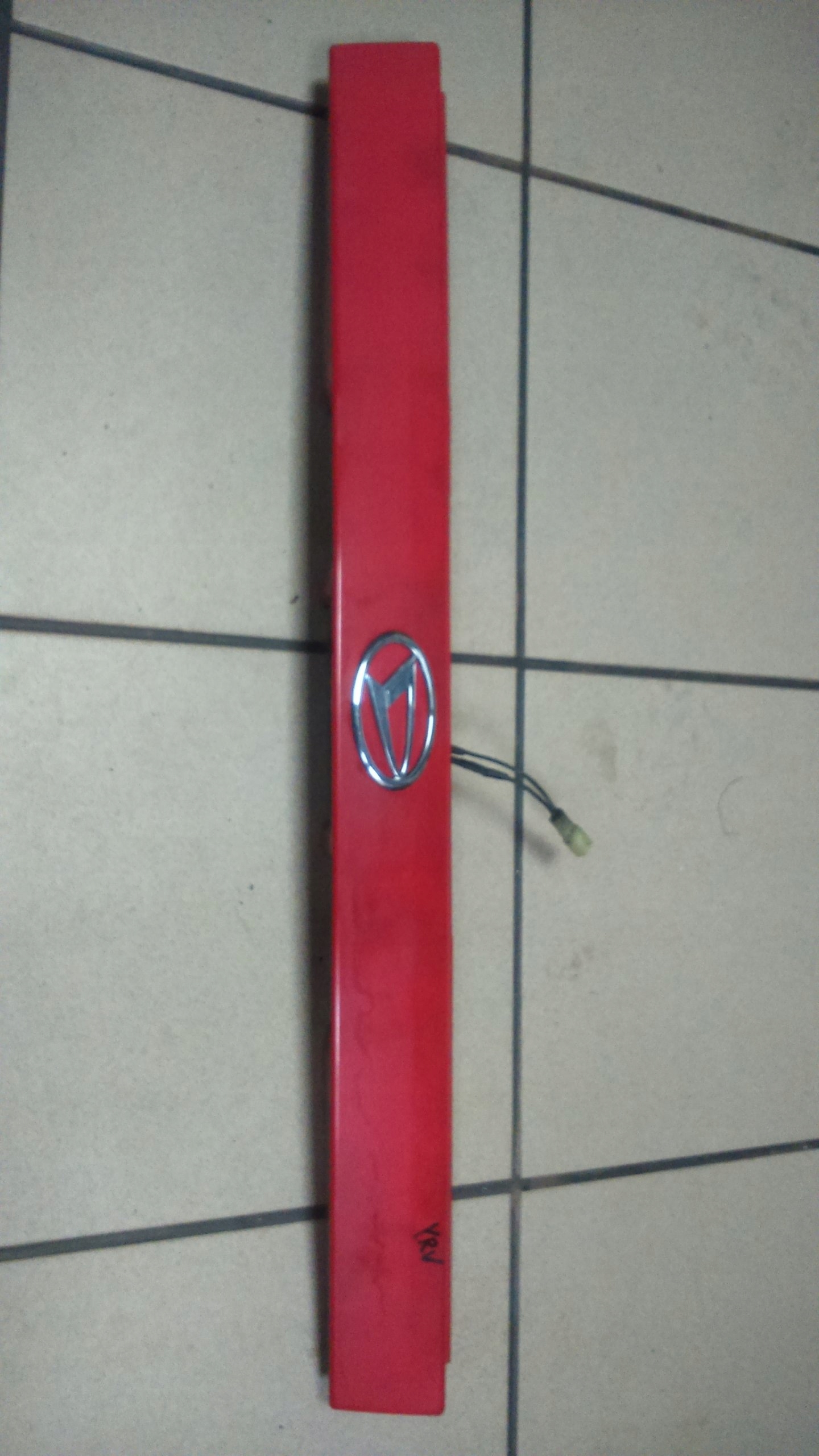 DAIHATSU YRV 00-05 LISTWA OŚWIETLENIA KLAMKA KLAPY