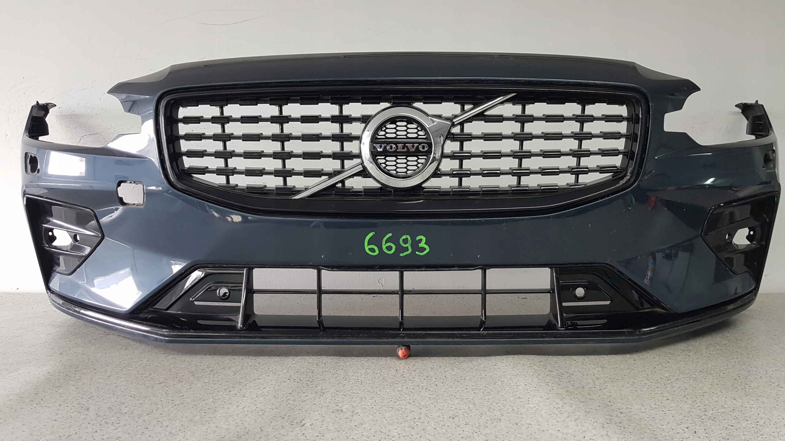 VOLVO S60 V 60 R design 2018 - bumper front 6693