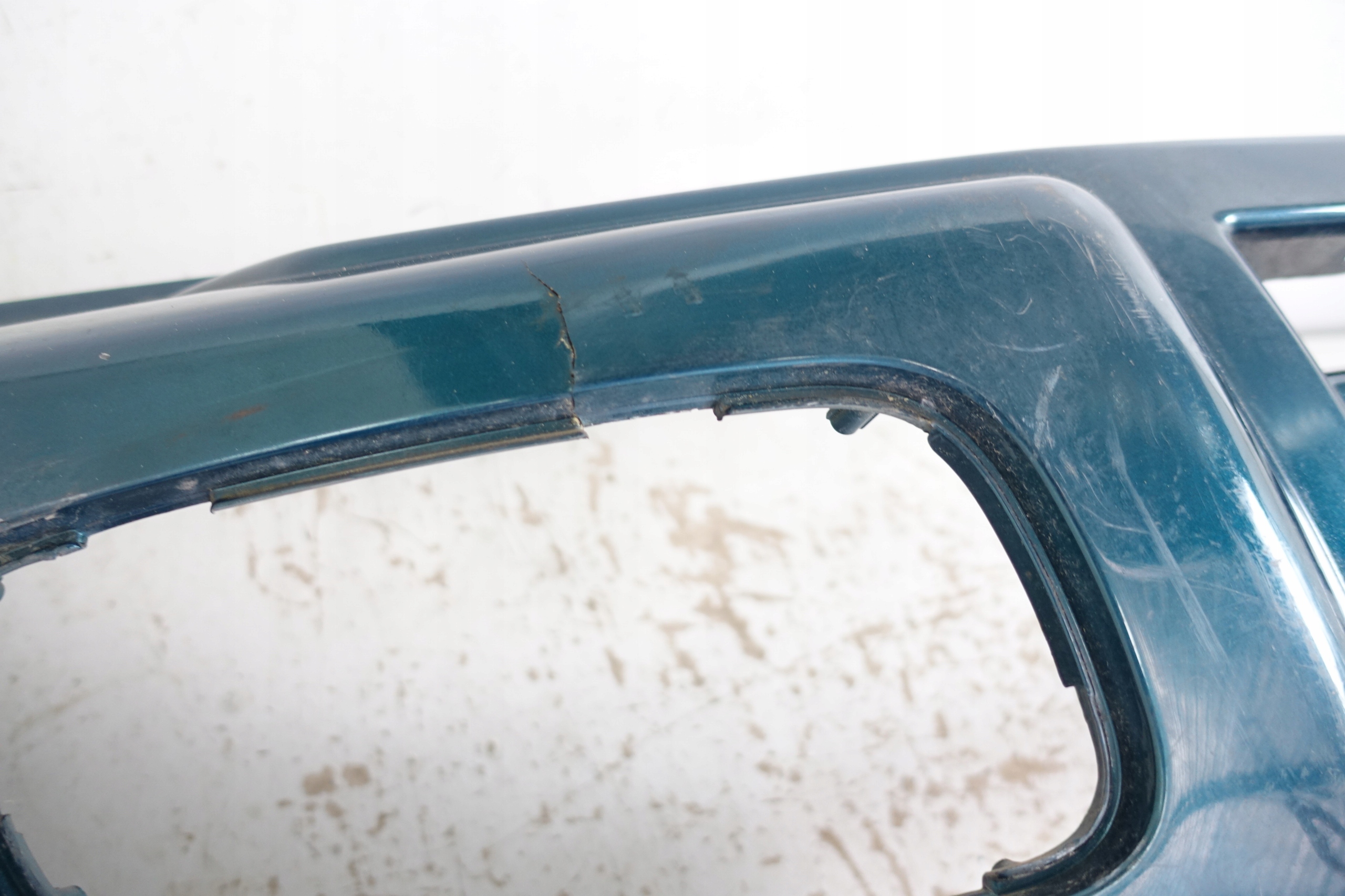 MITSUBISHI PAJERO III 3 2000-2002 bumper front front MR437241