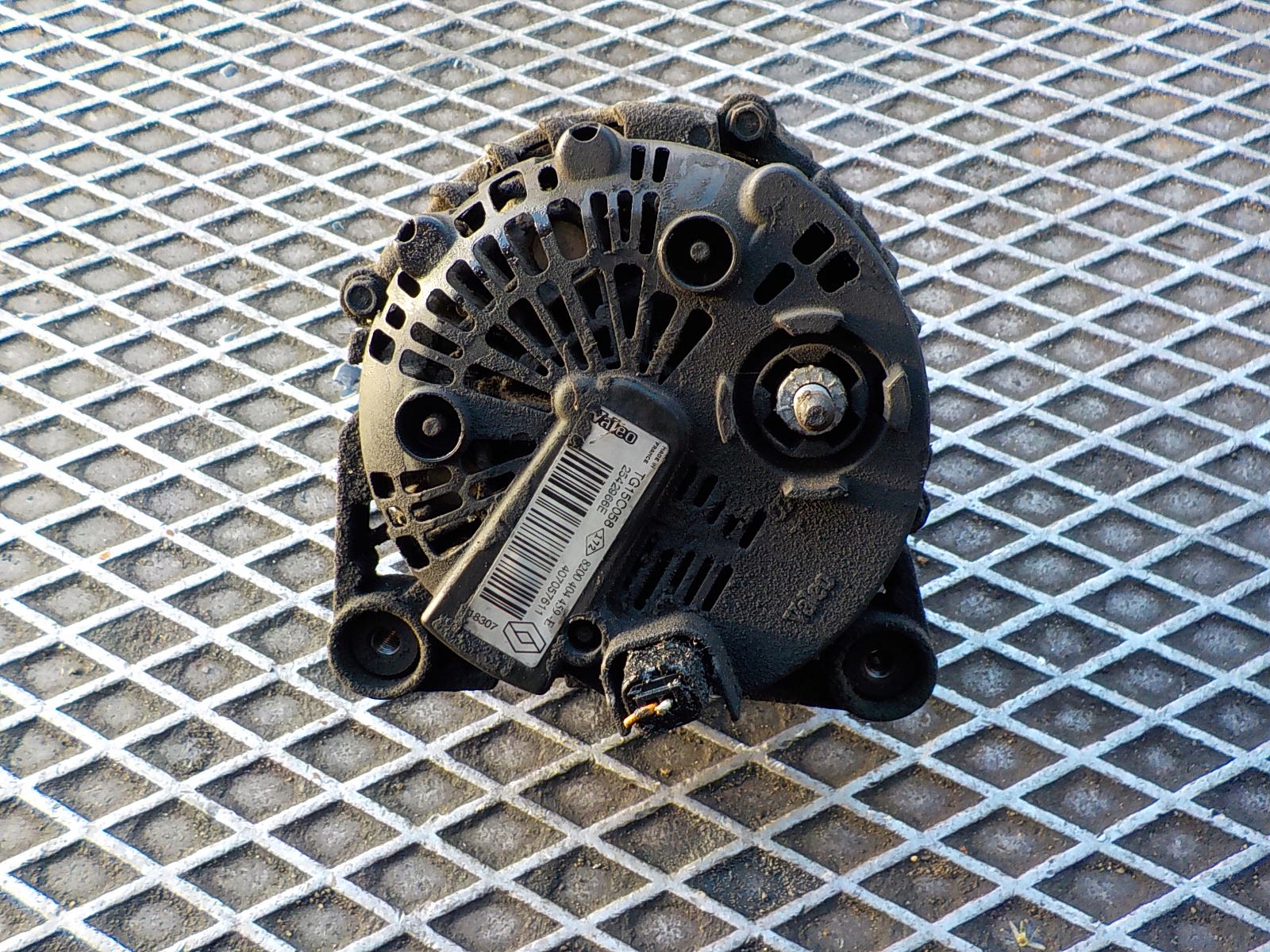 RENAULT TRAFIC 2.0 DCI ALTERNATOR 8200404459E