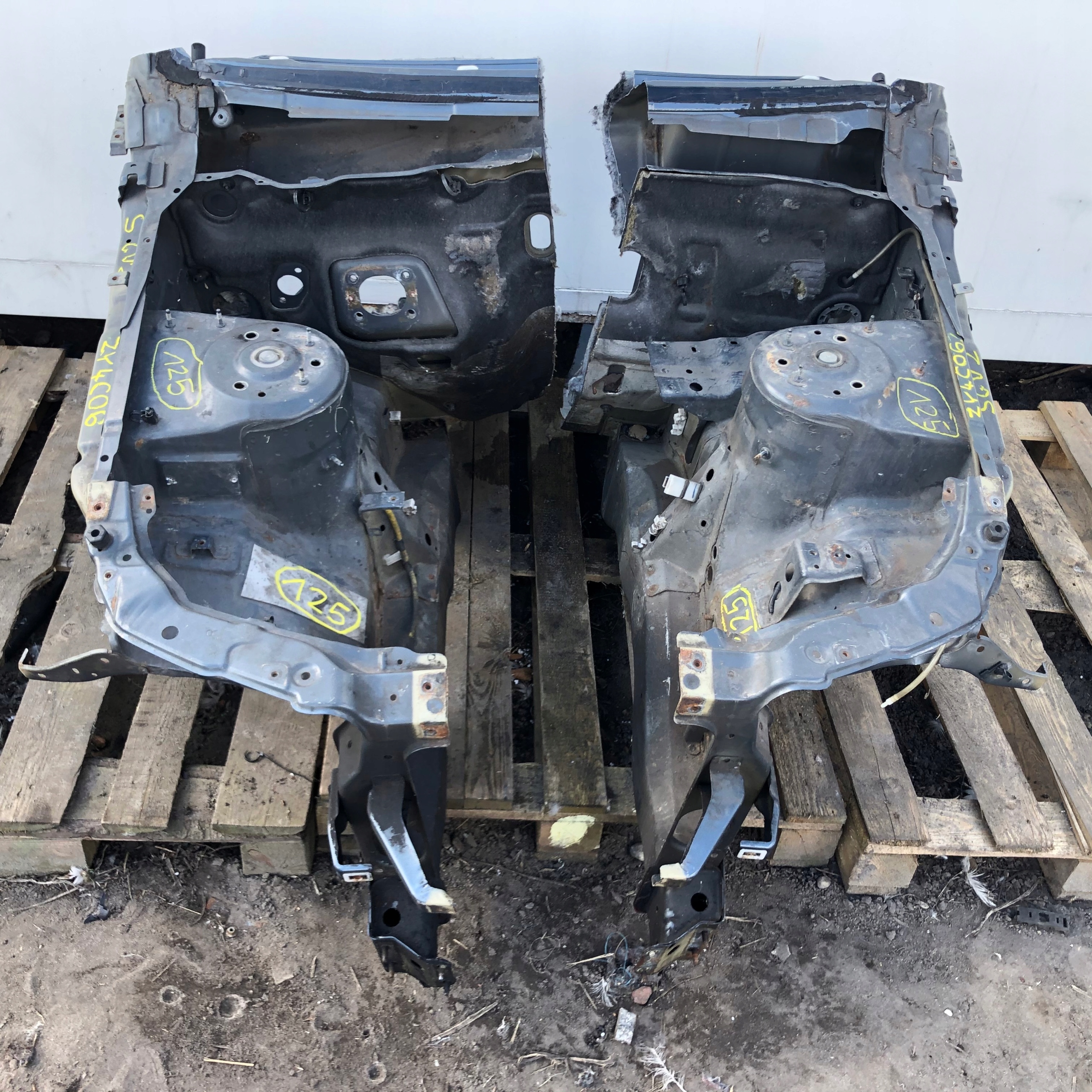 Grand Vitara II квадрант лонжерон правый ZY4 C06